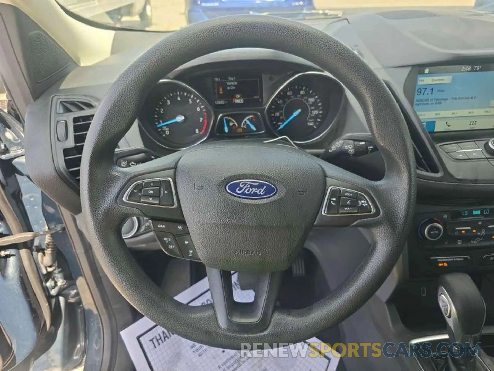 3 Фотография поврежденного автомобиля 1FMCU0GD5KUC46625 FORD ESCAPE 2019