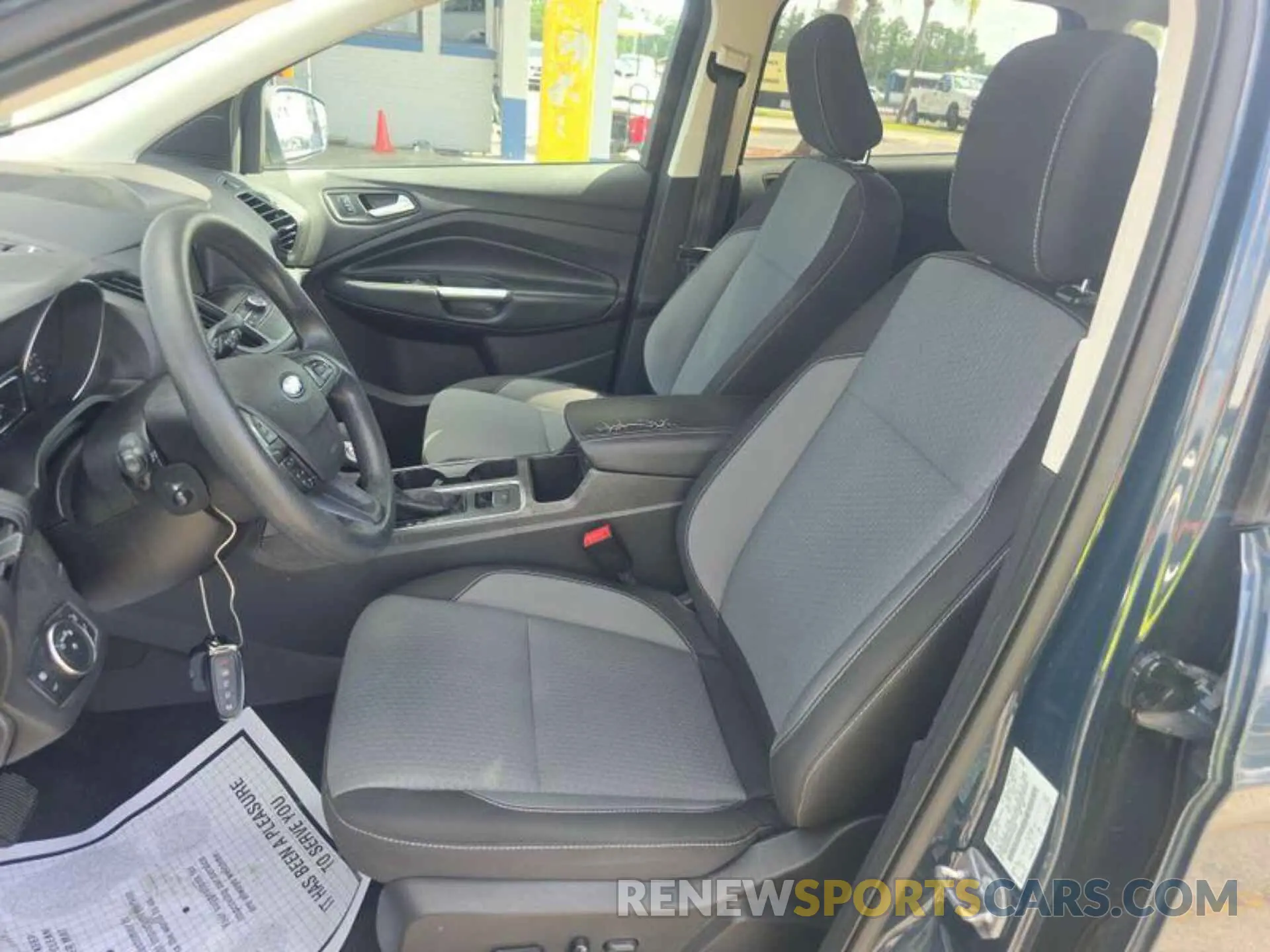 6 Фотография поврежденного автомобиля 1FMCU0GD5KUC46625 FORD ESCAPE 2019