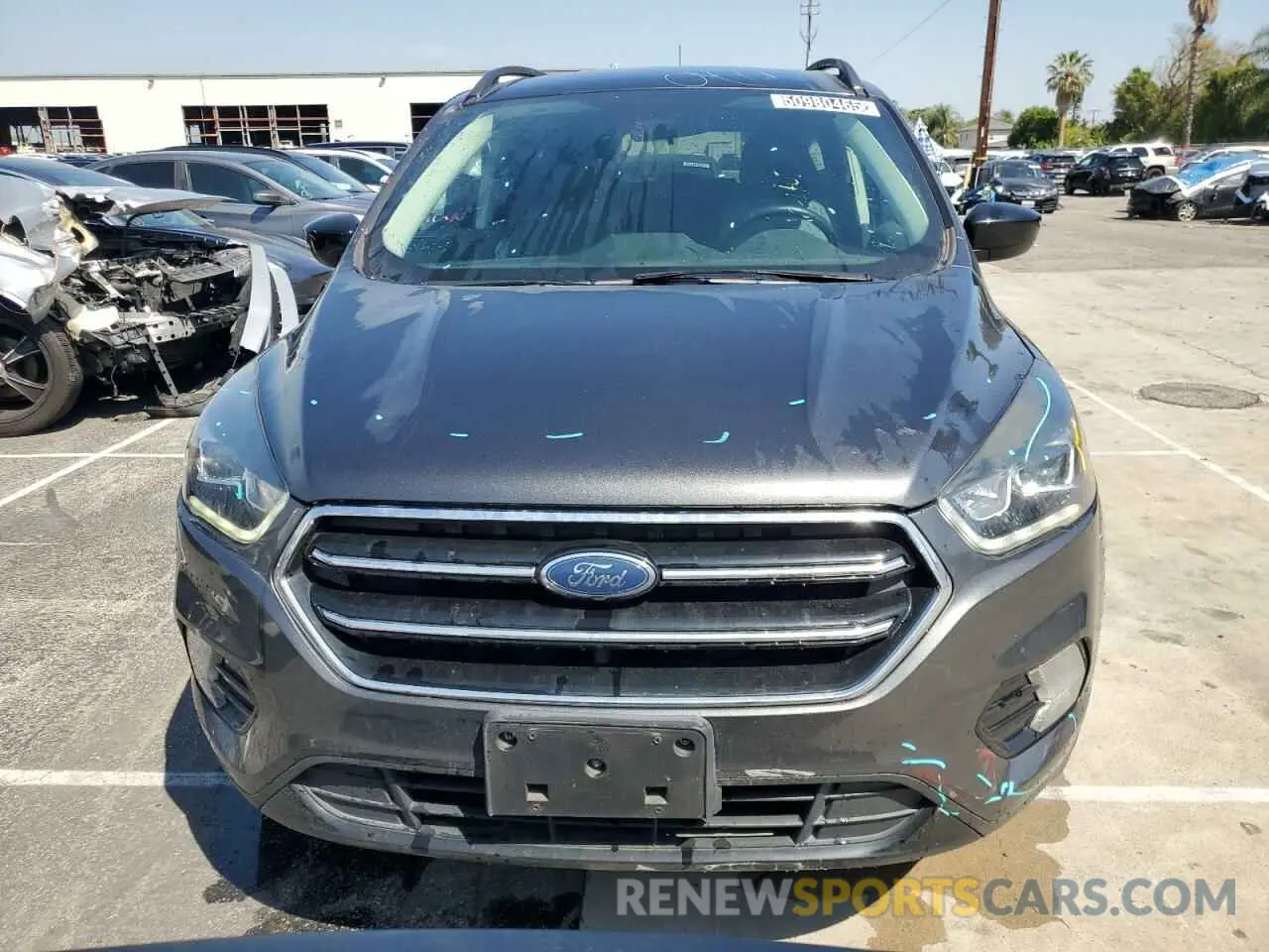 5 Photograph of a damaged car 1FMCU0GD6KUA25082 FORD ESCAPE 2019