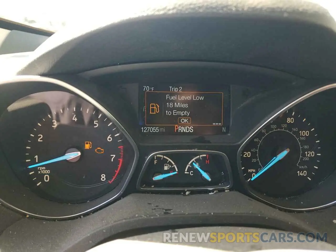 9 Photograph of a damaged car 1FMCU0GD6KUA32596 FORD ESCAPE 2019