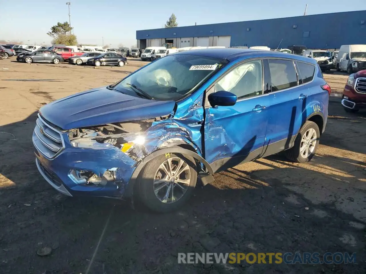1 Фотография поврежденного автомобиля 1FMCU0GD7KUA16410 FORD ESCAPE 2019