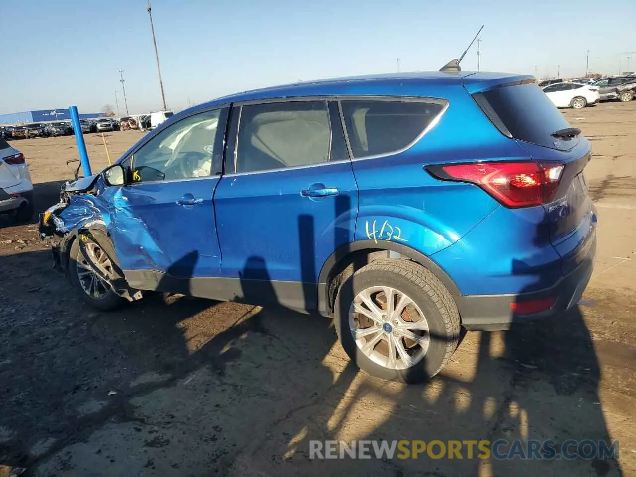 2 Фотография поврежденного автомобиля 1FMCU0GD7KUA16410 FORD ESCAPE 2019