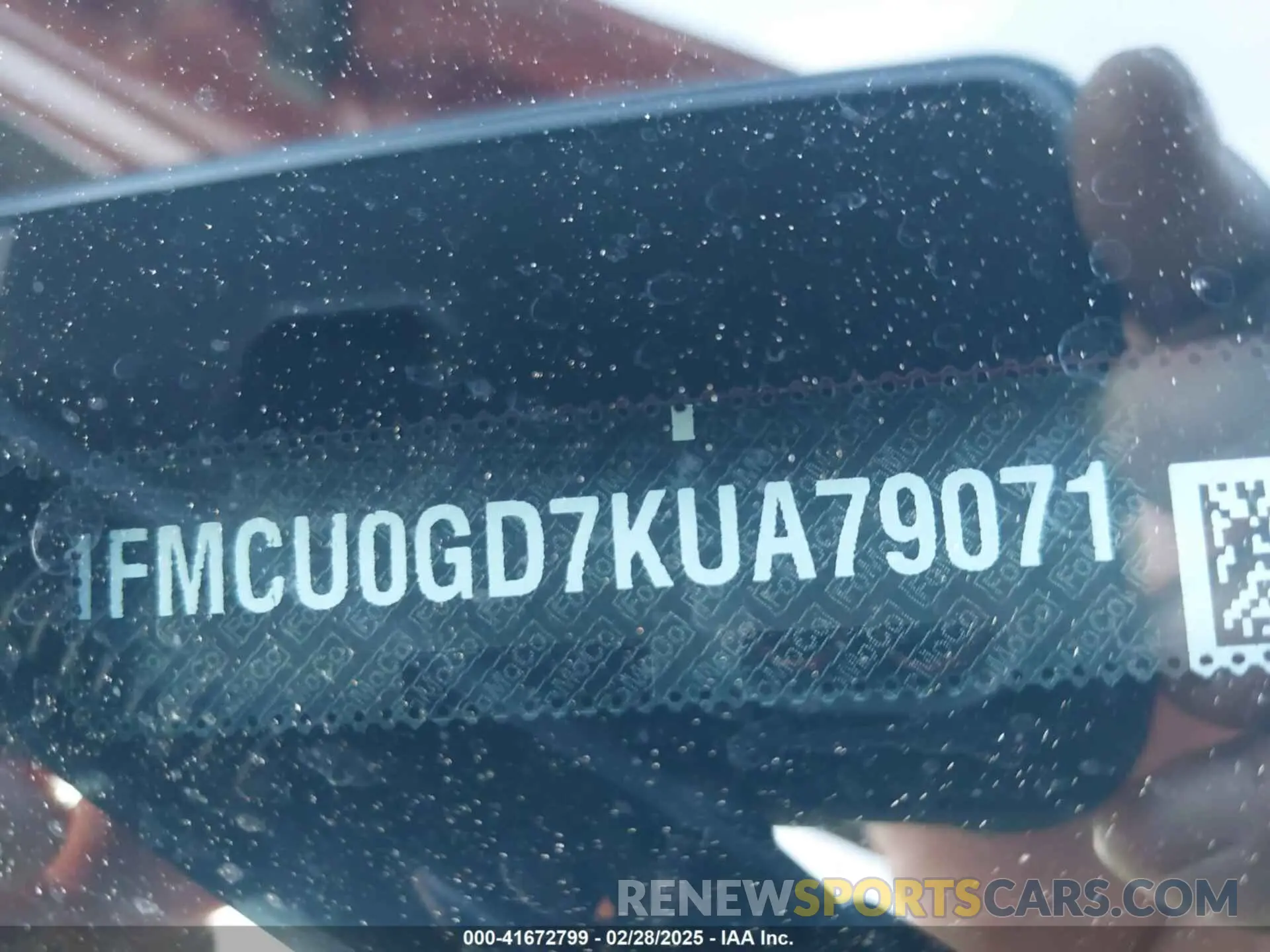 9 Фотография поврежденного автомобиля 1FMCU0GD7KUA79071 FORD ESCAPE 2019