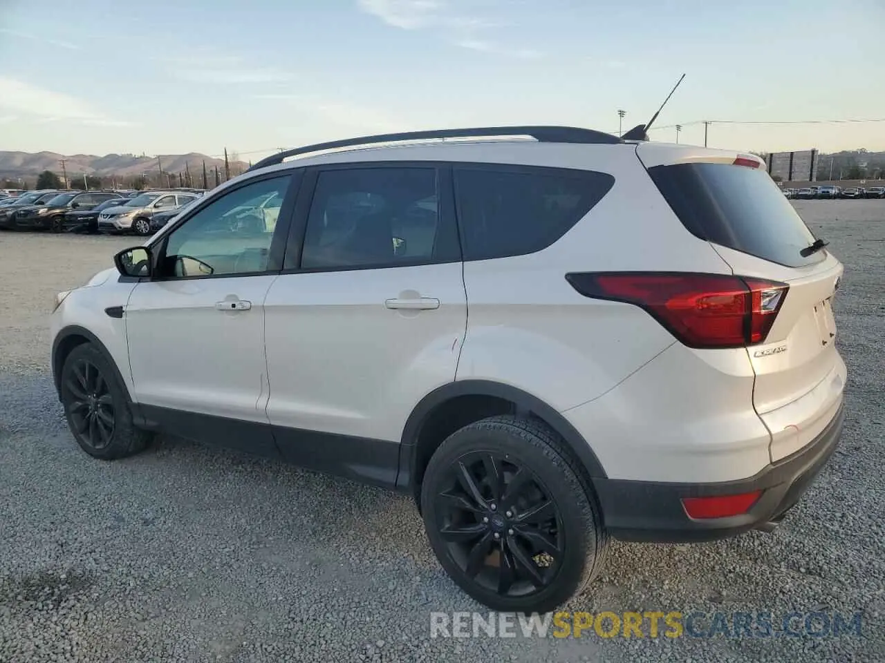 2 Photograph of a damaged car 1FMCU0GD7KUB08472 FORD ESCAPE 2019