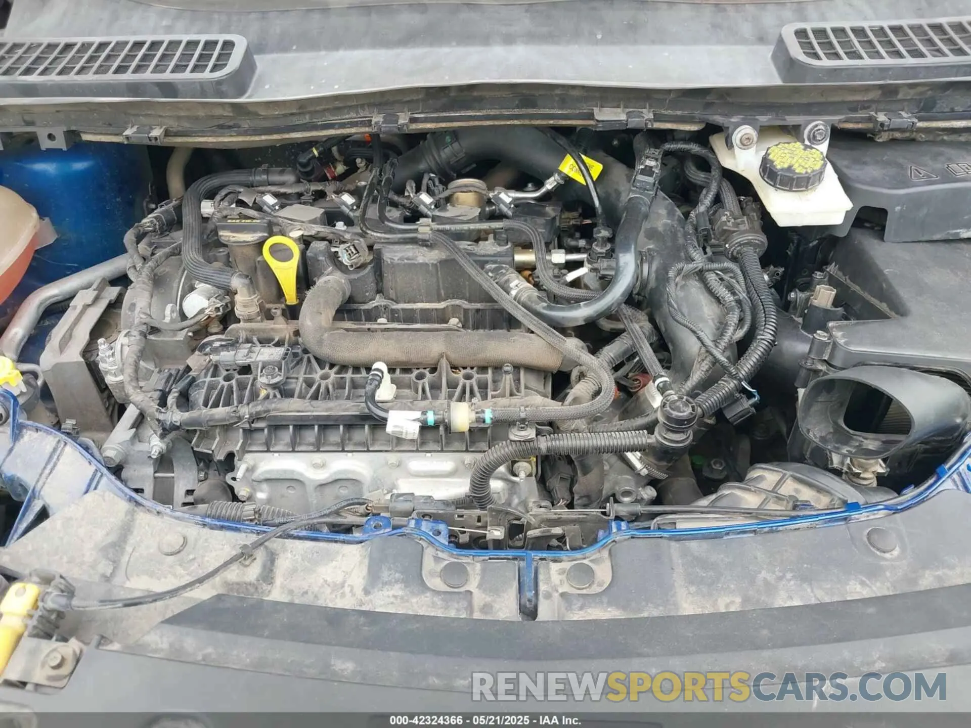 10 Photograph of a damaged car 1FMCU0GD8KUA17808 FORD ESCAPE 2019