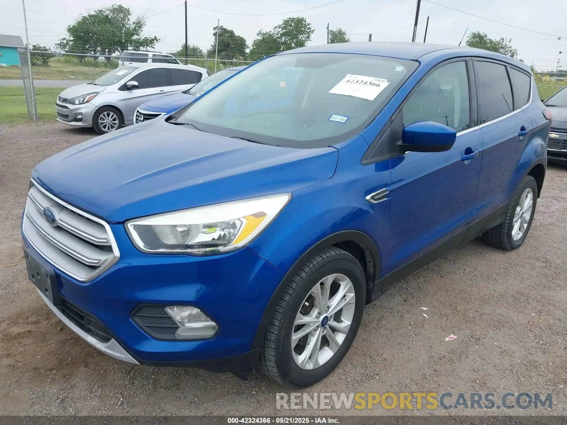 2 Photograph of a damaged car 1FMCU0GD8KUA17808 FORD ESCAPE 2019