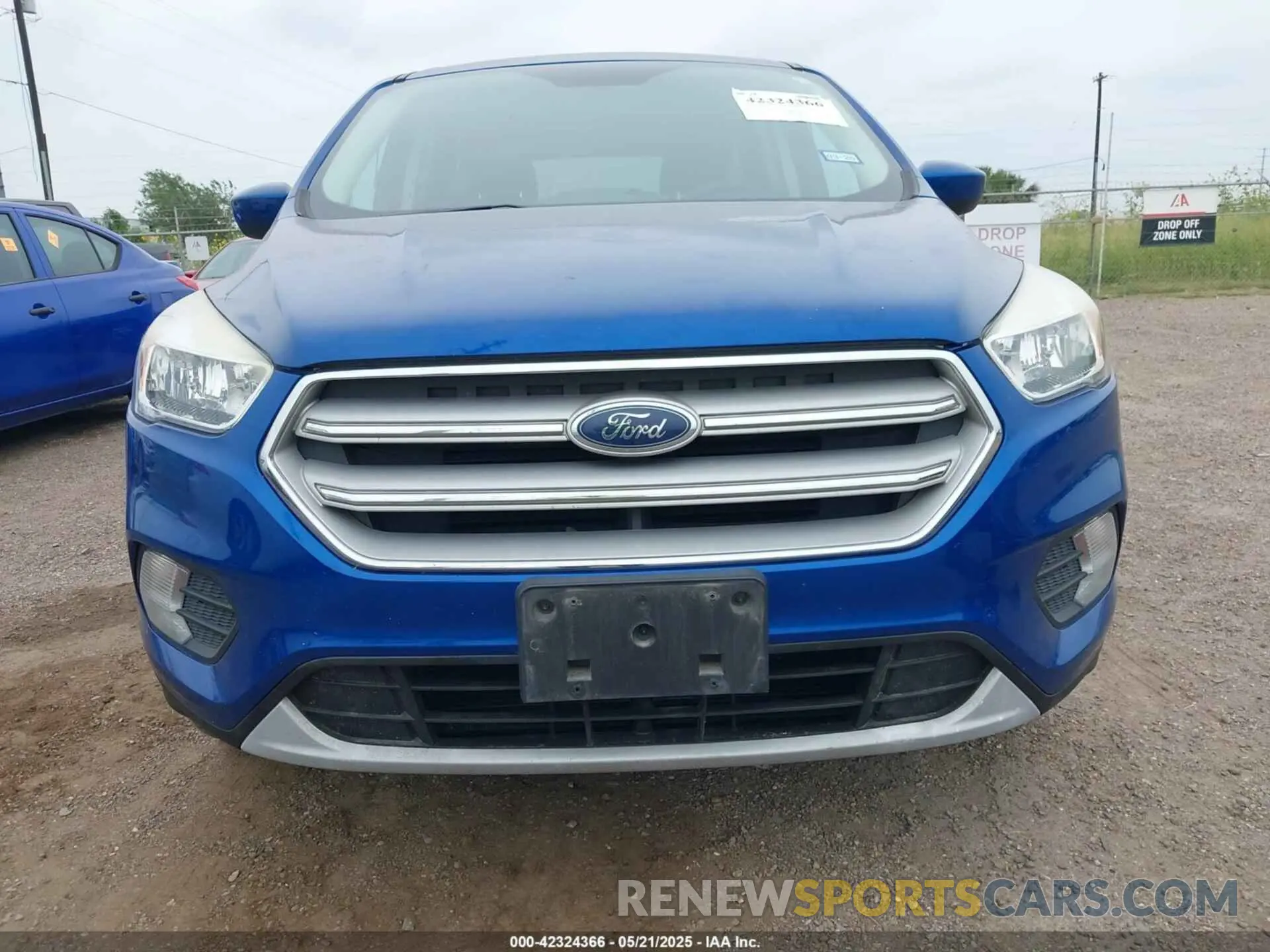 6 Photograph of a damaged car 1FMCU0GD8KUA17808 FORD ESCAPE 2019
