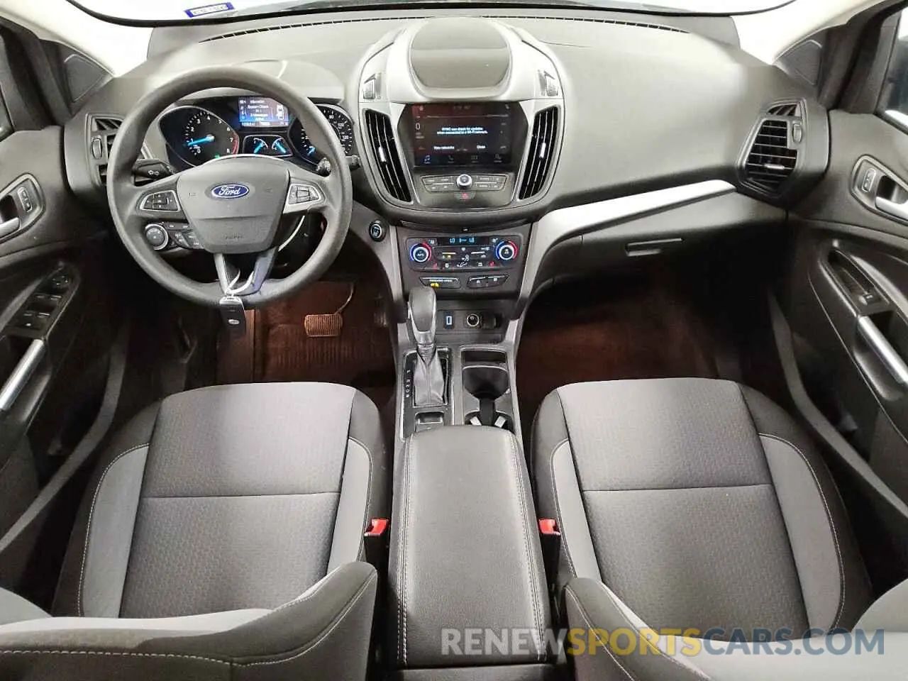 8 Photograph of a damaged car 1FMCU0GD8KUB64422 FORD ESCAPE 2019