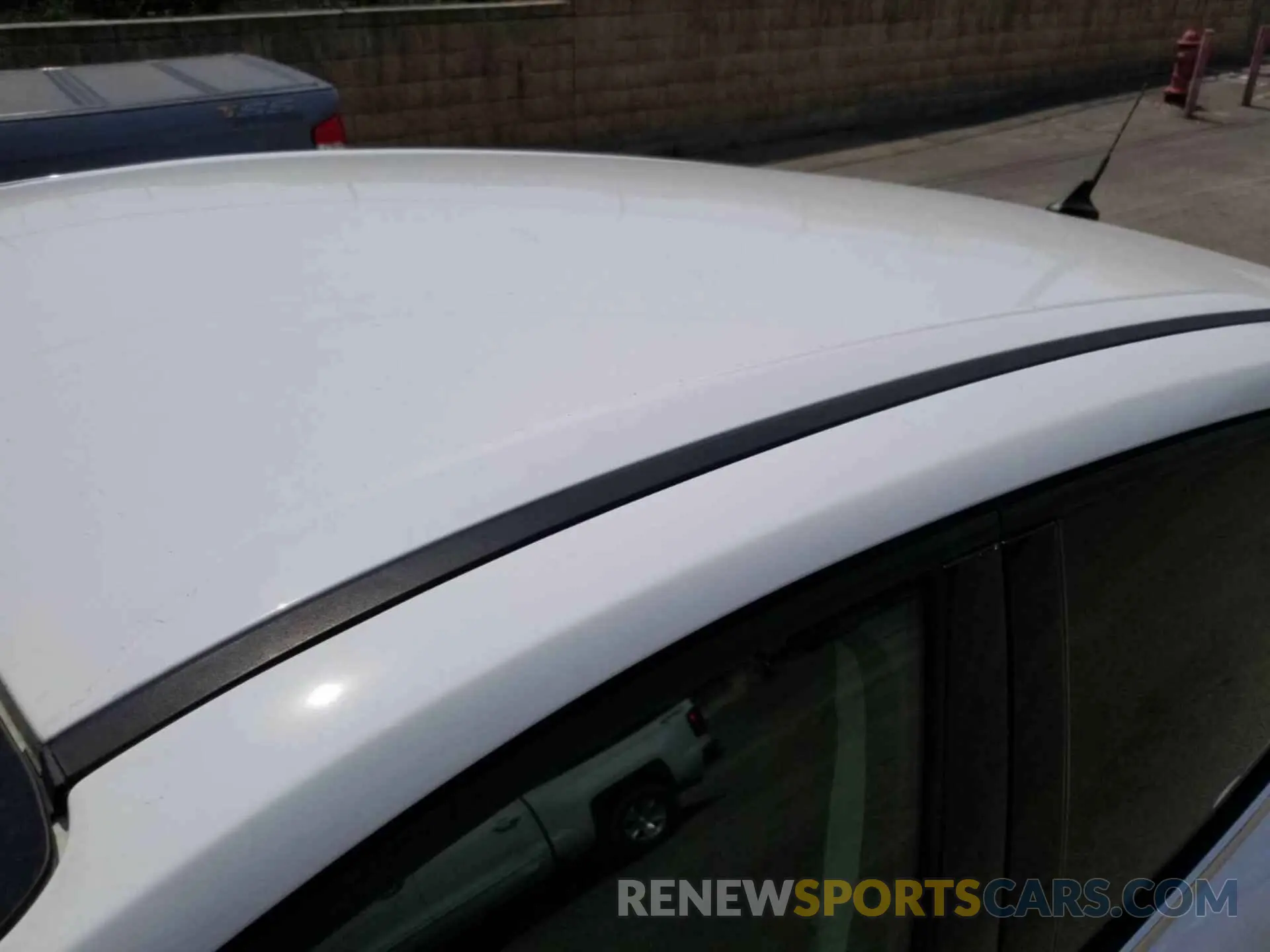26 Photograph of a damaged car 1FMCU0GD8KUB65862 FORD ESCAPE 2019
