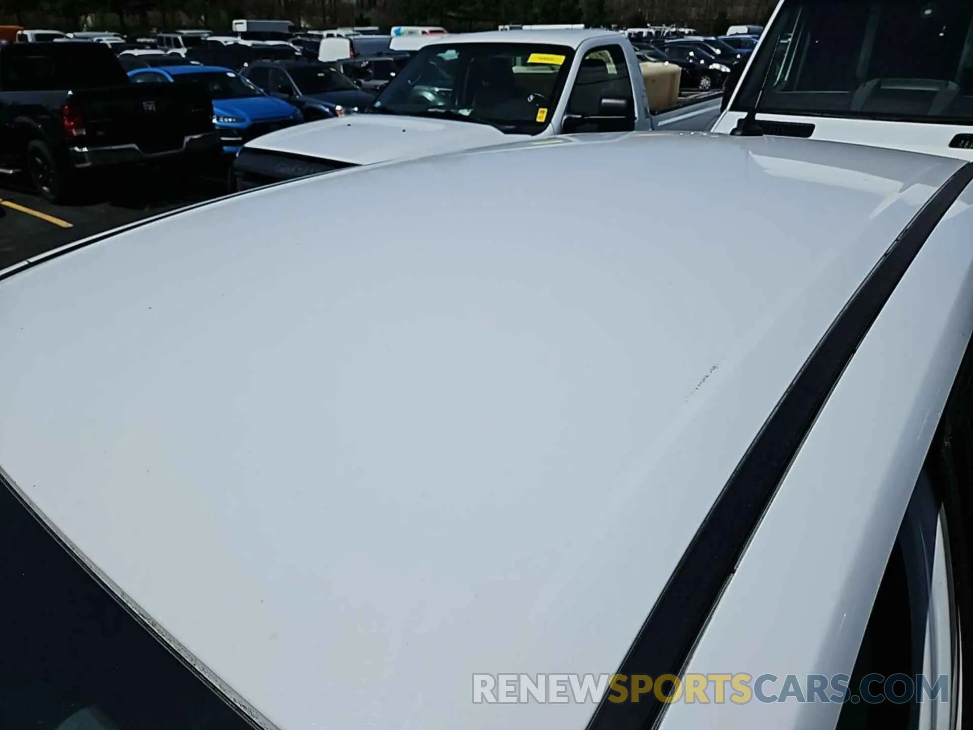 8 Photograph of a damaged car 1FMCU0GD8KUC07771 FORD ESCAPE 2019