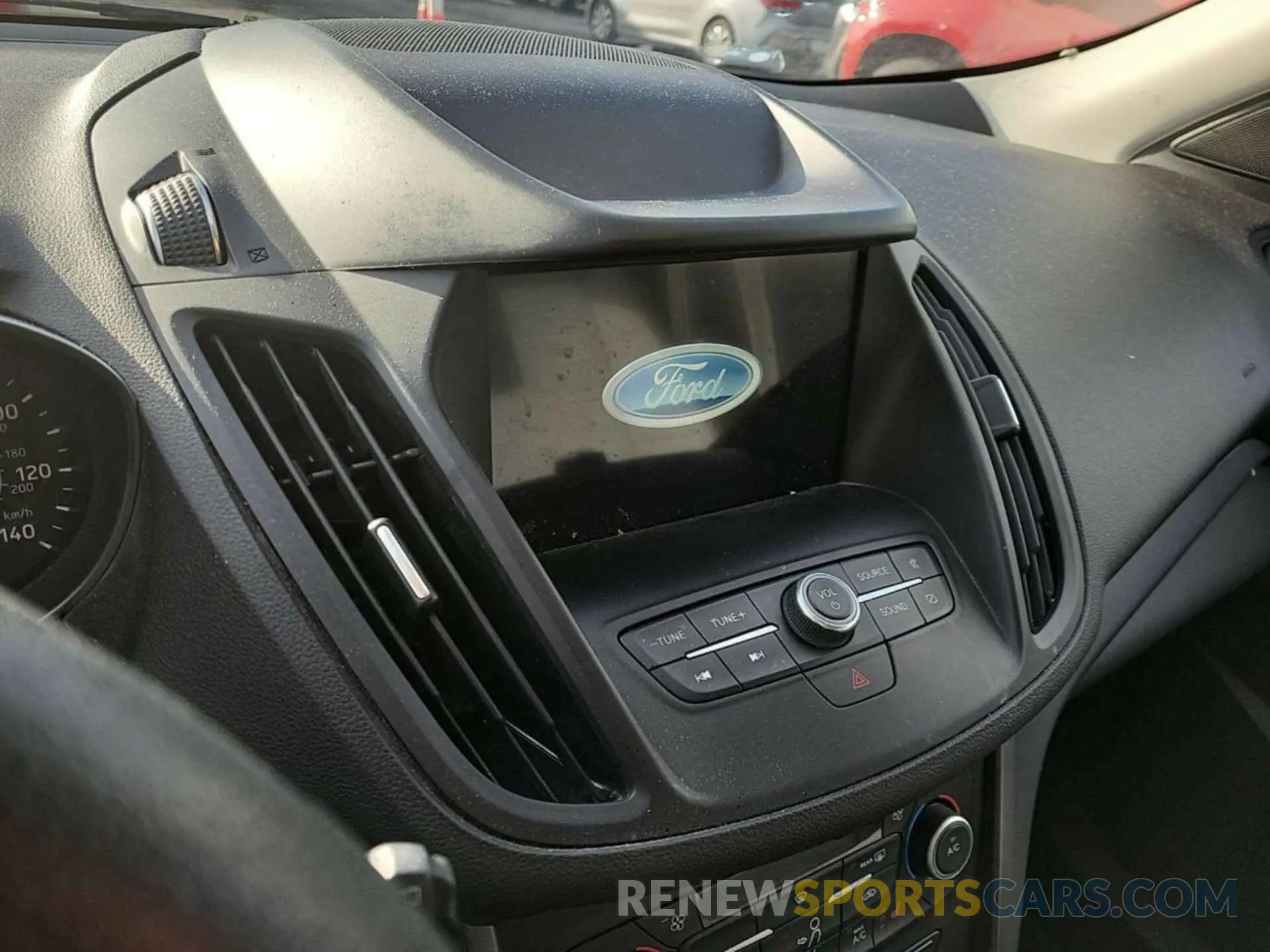 9 Photograph of a damaged car 1FMCU0GD8KUC07771 FORD ESCAPE 2019