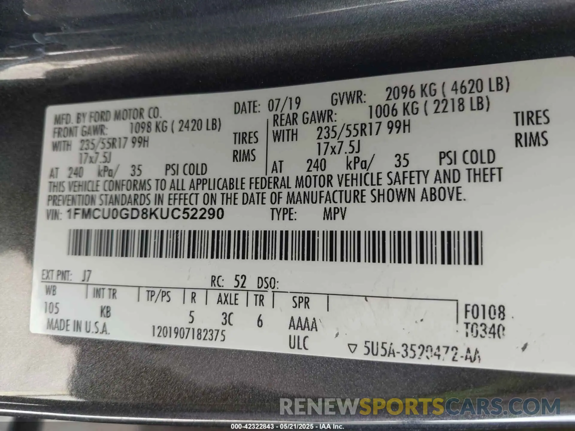 9 Фотография поврежденного автомобиля 1FMCU0GD8KUC52290 FORD ESCAPE 2019
