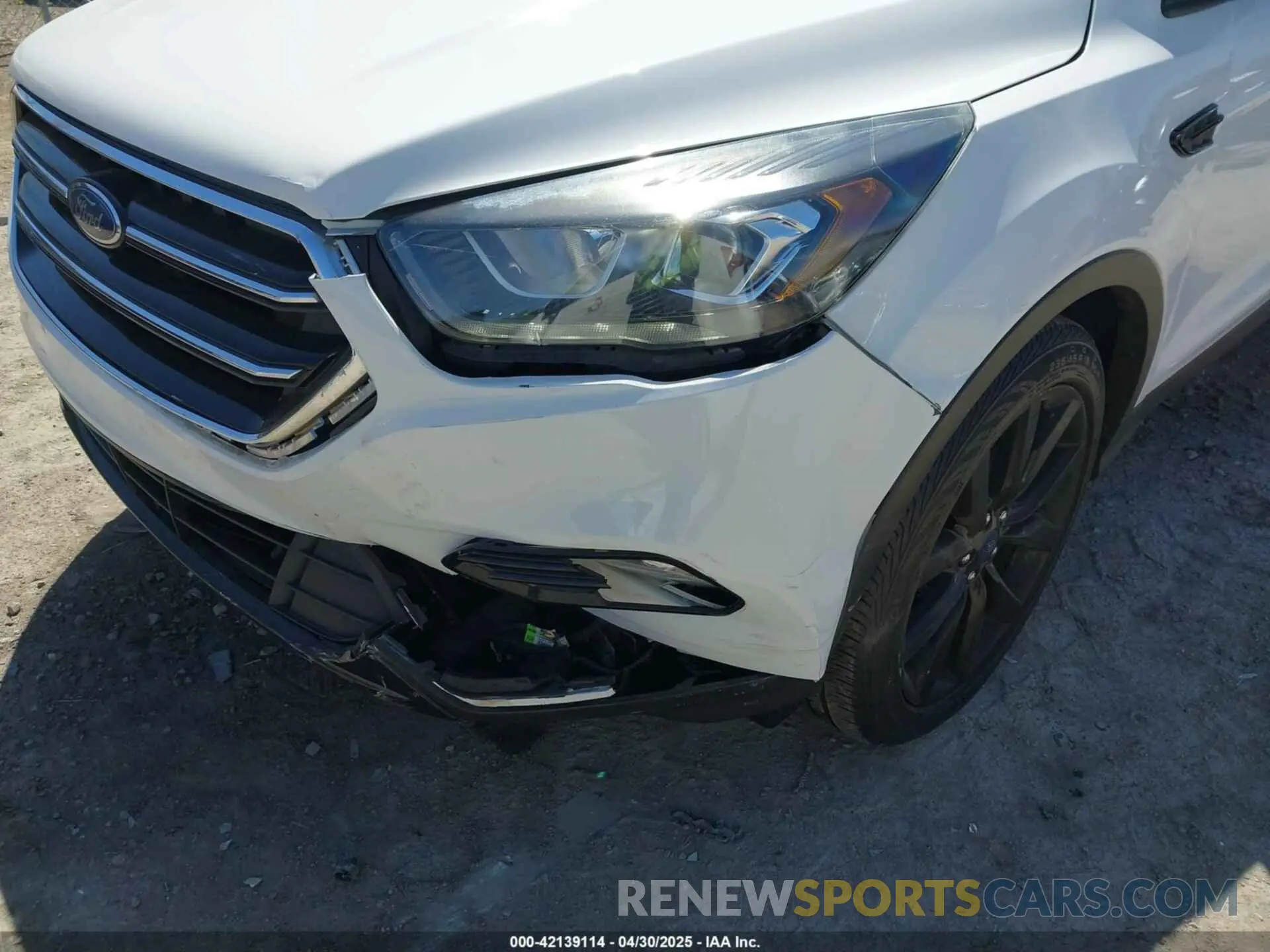 6 Фотография поврежденного автомобиля 1FMCU0GD9KUA16487 FORD ESCAPE 2019