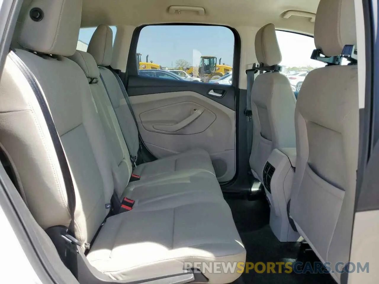 11 Photograph of a damaged car 1FMCU0GD9KUA17459 FORD ESCAPE 2019