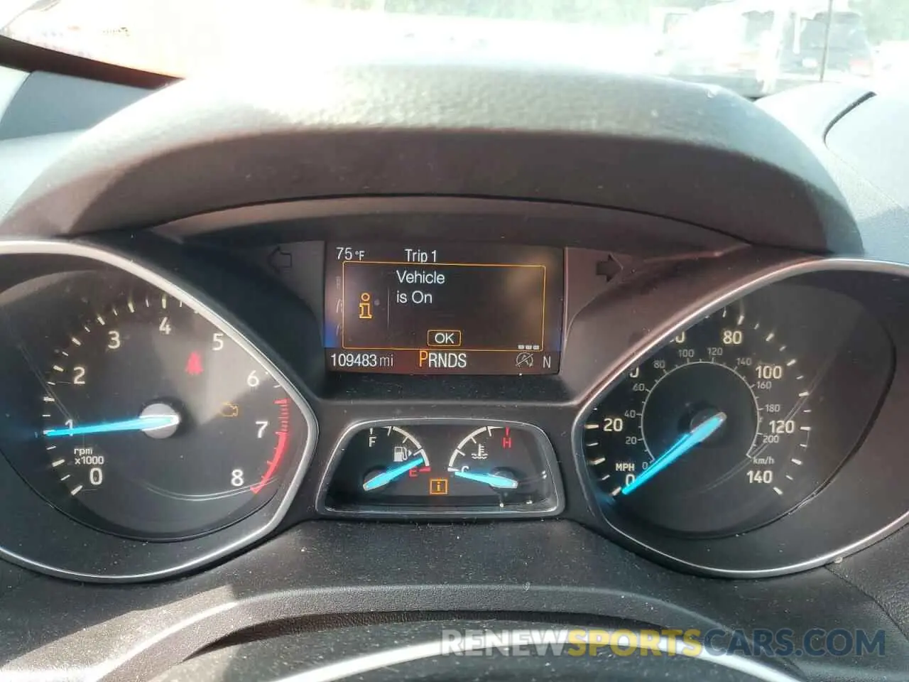 9 Photograph of a damaged car 1FMCU0GD9KUA52728 FORD ESCAPE 2019