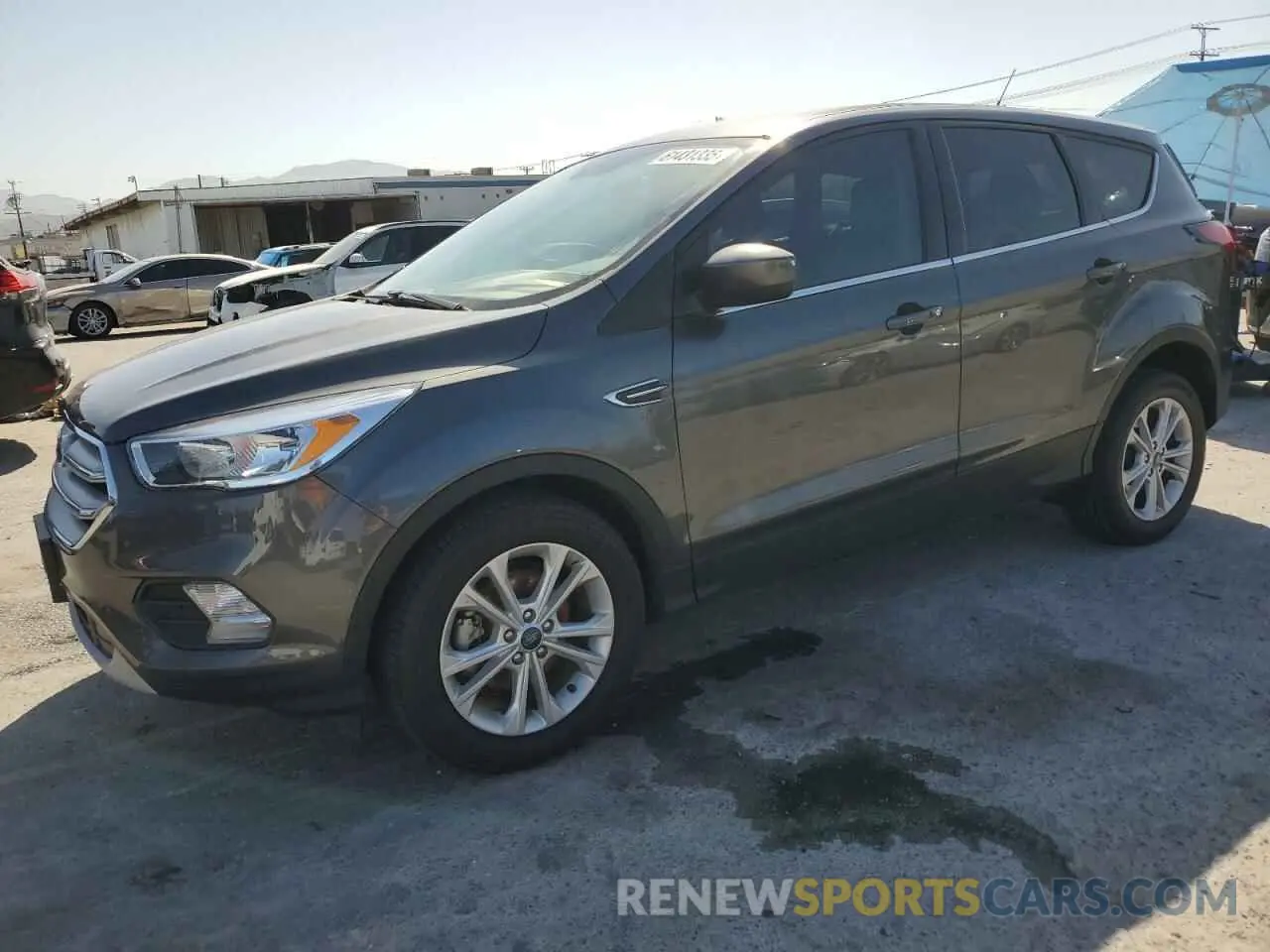 1 Photograph of a damaged car 1FMCU0GD9KUA83476 FORD ESCAPE 2019