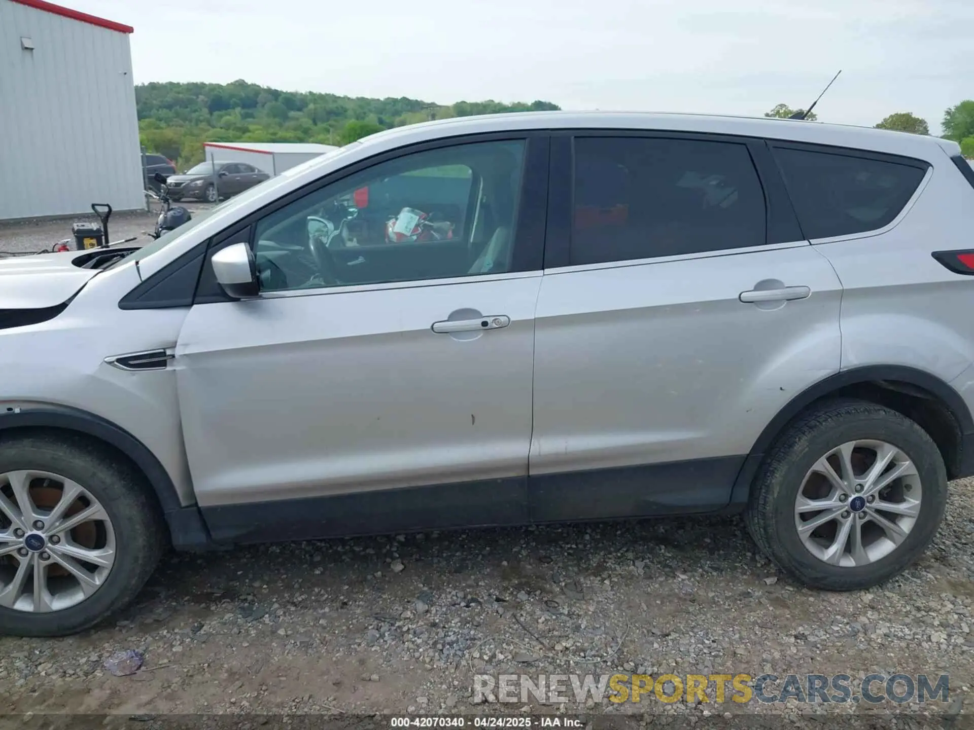 14 Фотография поврежденного автомобиля 1FMCU0GD9KUB09574 FORD ESCAPE 2019