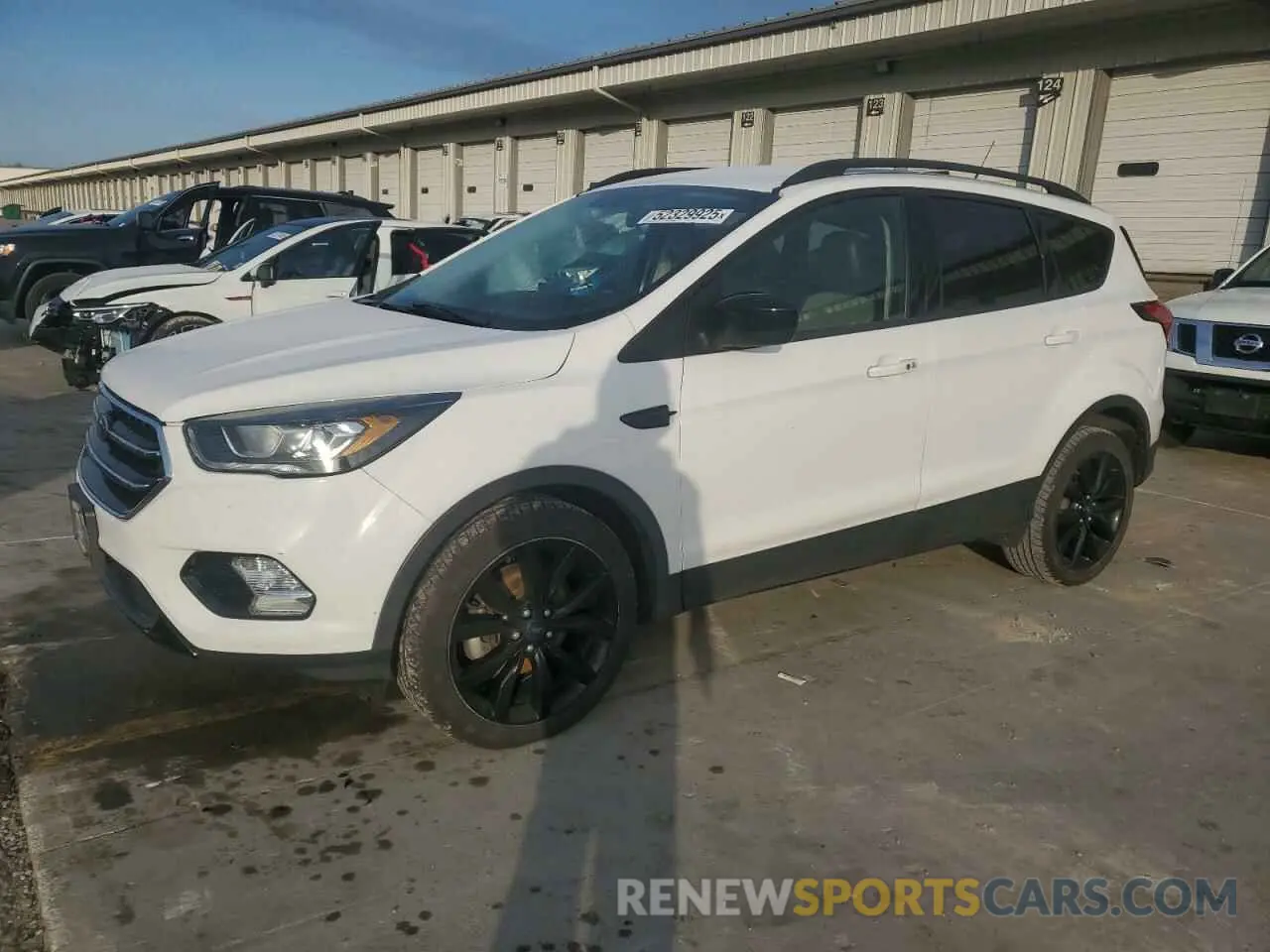 1 Photograph of a damaged car 1FMCU0GD9KUB29680 FORD ESCAPE 2019