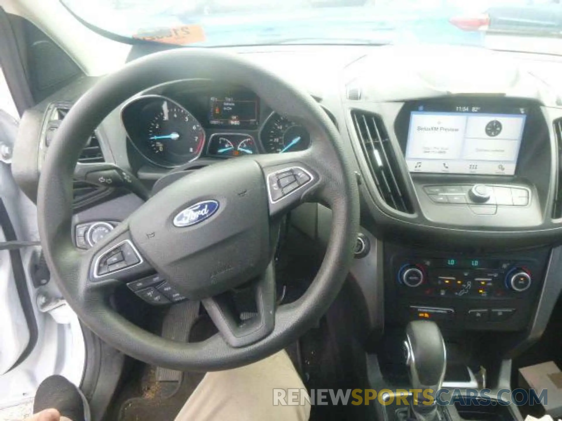 11 Фотография поврежденного автомобиля 1FMCU0GD9KUB82377 FORD ESCAPE 2019