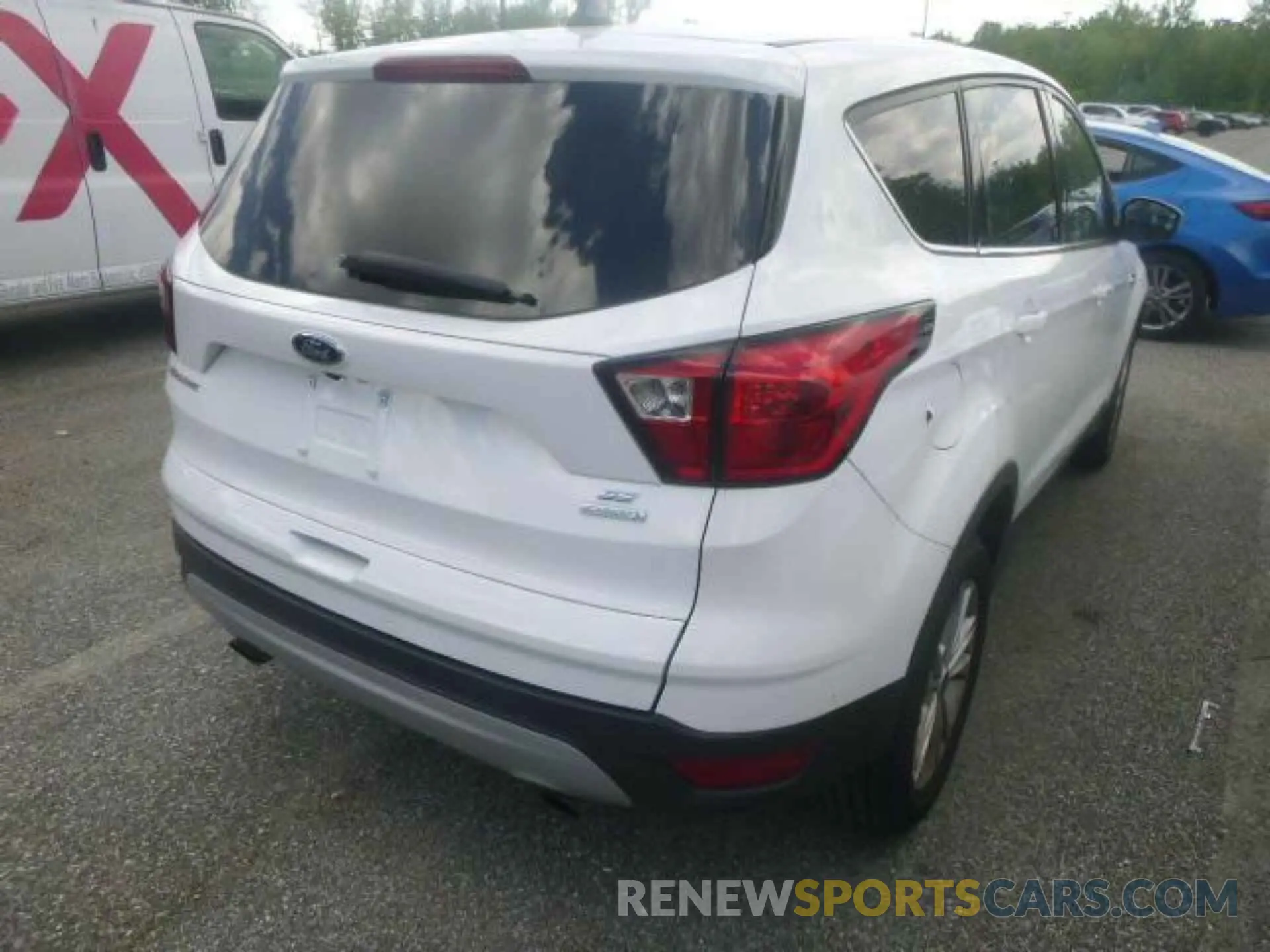 15 Фотография поврежденного автомобиля 1FMCU0GD9KUB82377 FORD ESCAPE 2019