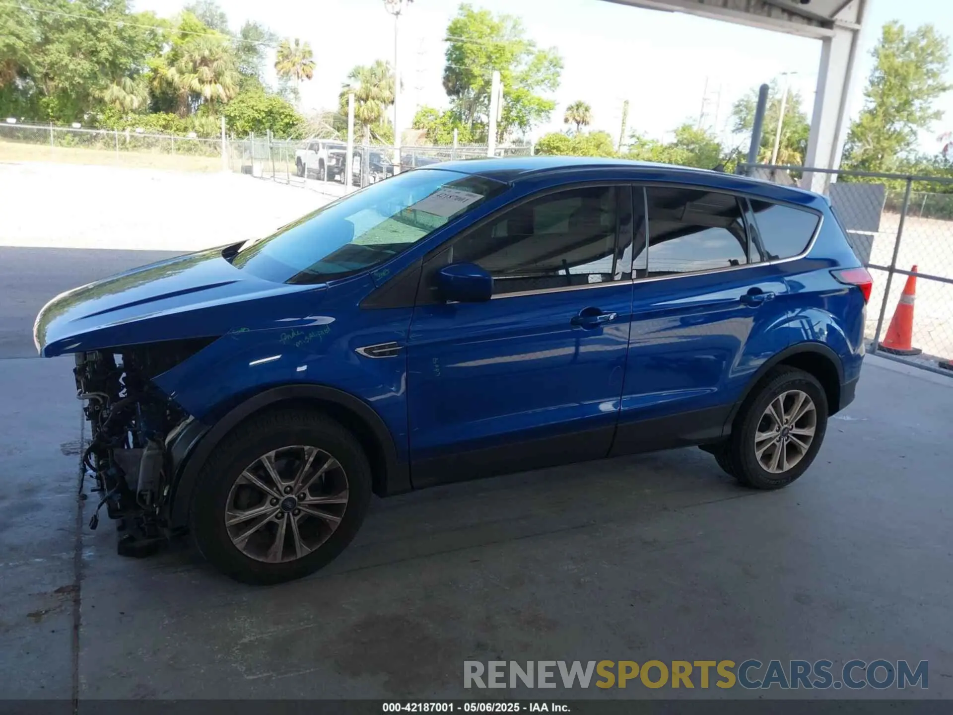 15 Фотография поврежденного автомобиля 1FMCU0GD9KUB84873 FORD ESCAPE 2019