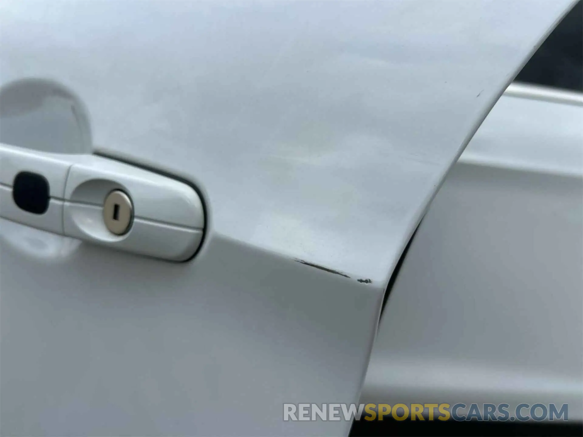 1 Photograph of a damaged car 1FMCU0GD9KUC52668 FORD ESCAPE 2019