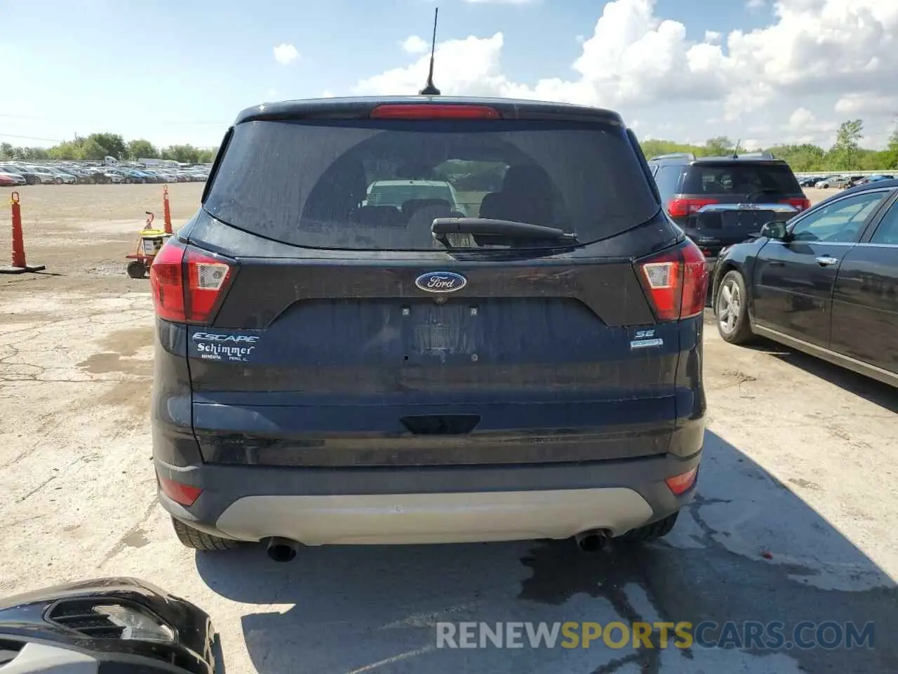 6 Фотография поврежденного автомобиля 1FMCU0GDXKUB25766 FORD ESCAPE 2019
