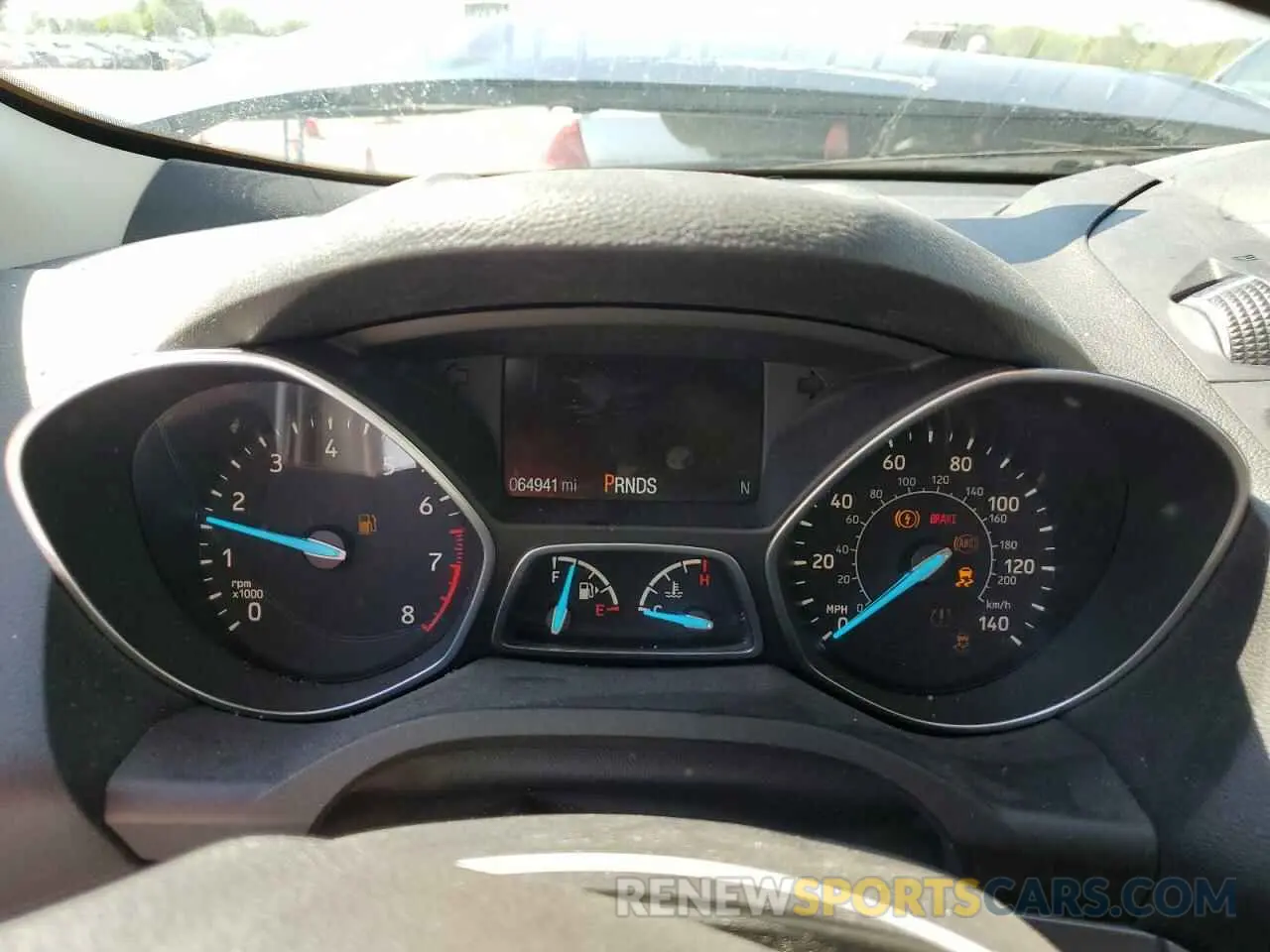 9 Фотография поврежденного автомобиля 1FMCU0GDXKUB25766 FORD ESCAPE 2019