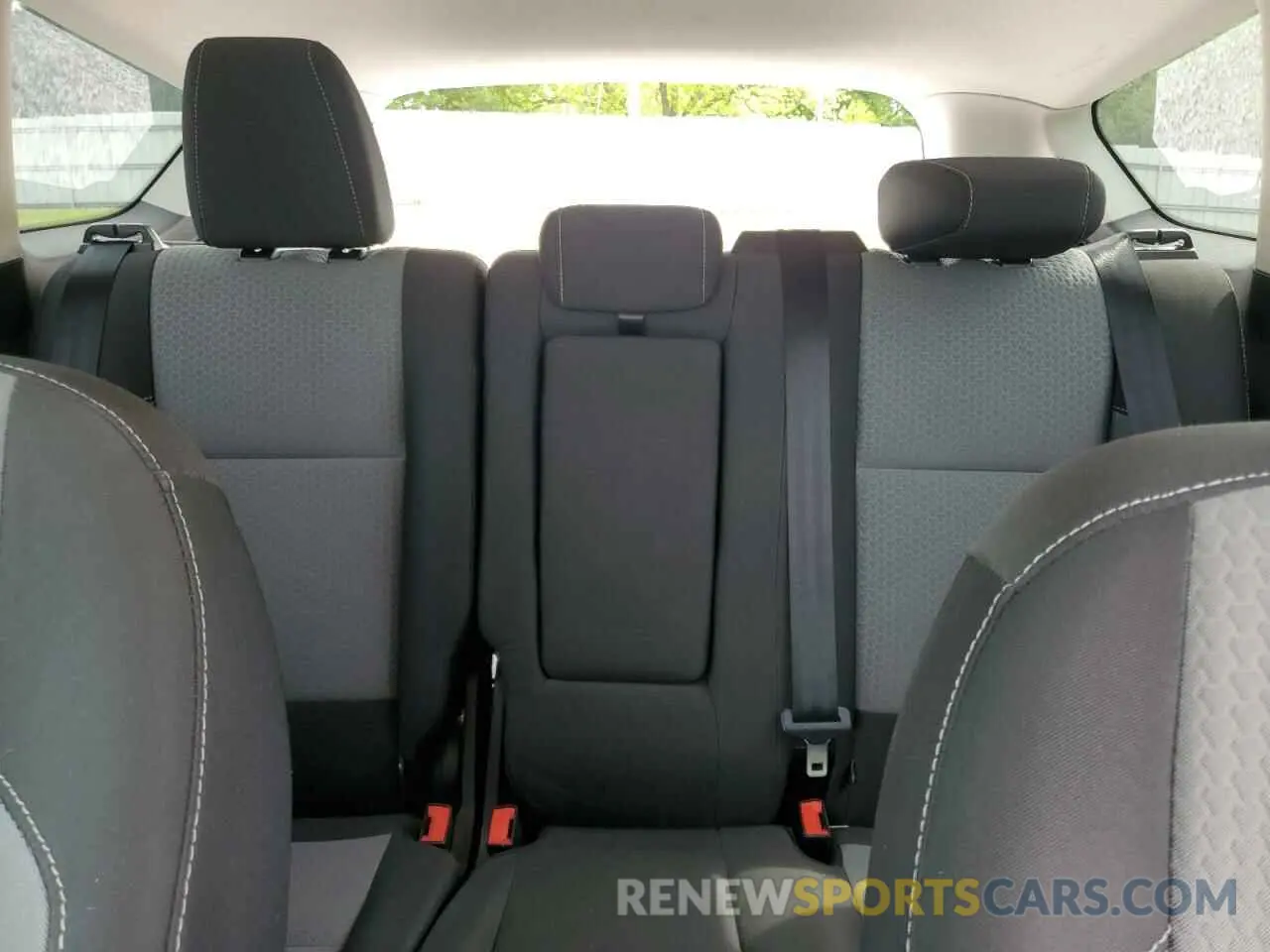 10 Фотография поврежденного автомобиля 1FMCU0GDXKUB94201 FORD ESCAPE 2019