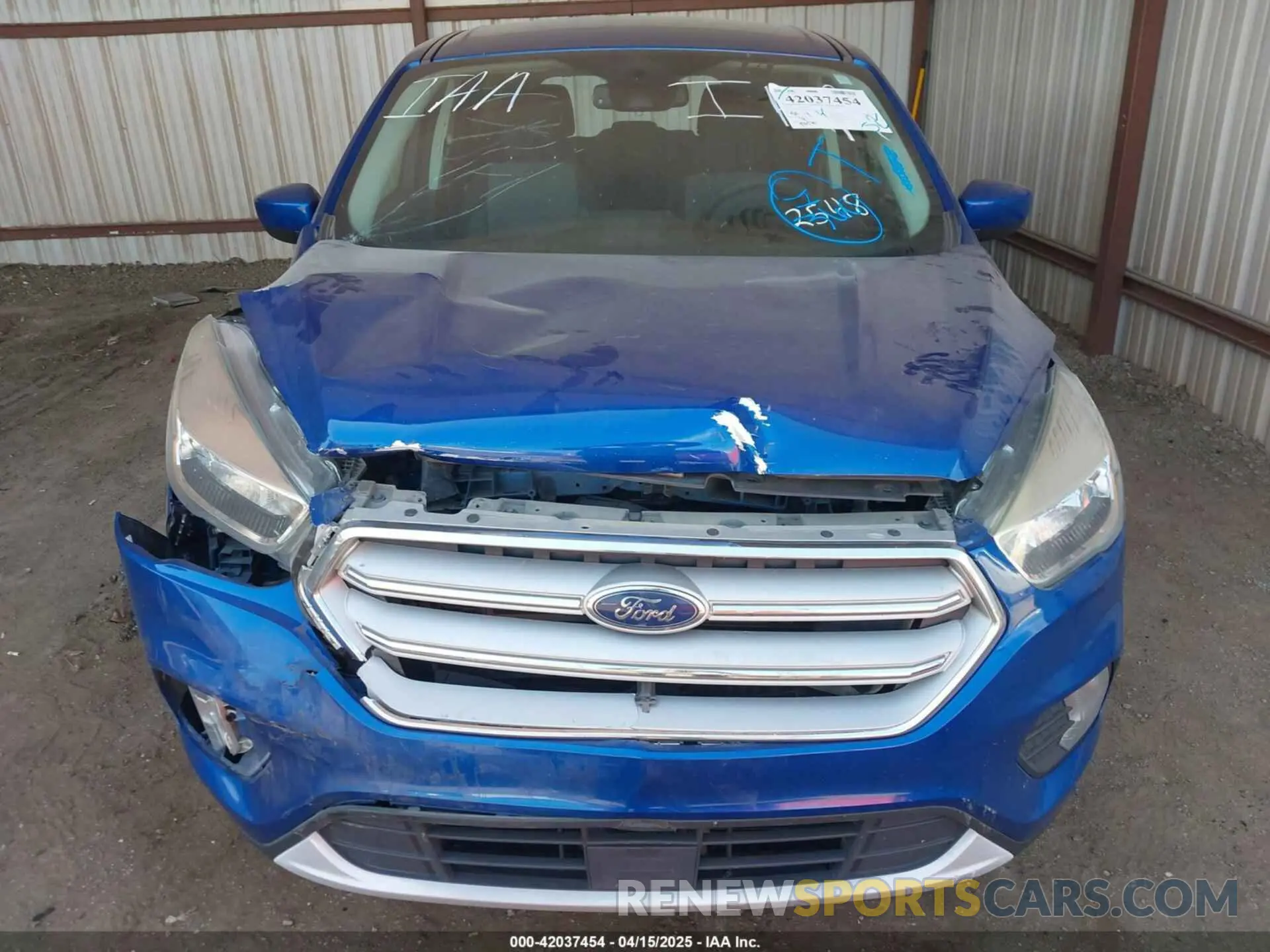12 Photograph of a damaged car 1FMCU0GDXKUC52548 FORD ESCAPE 2019