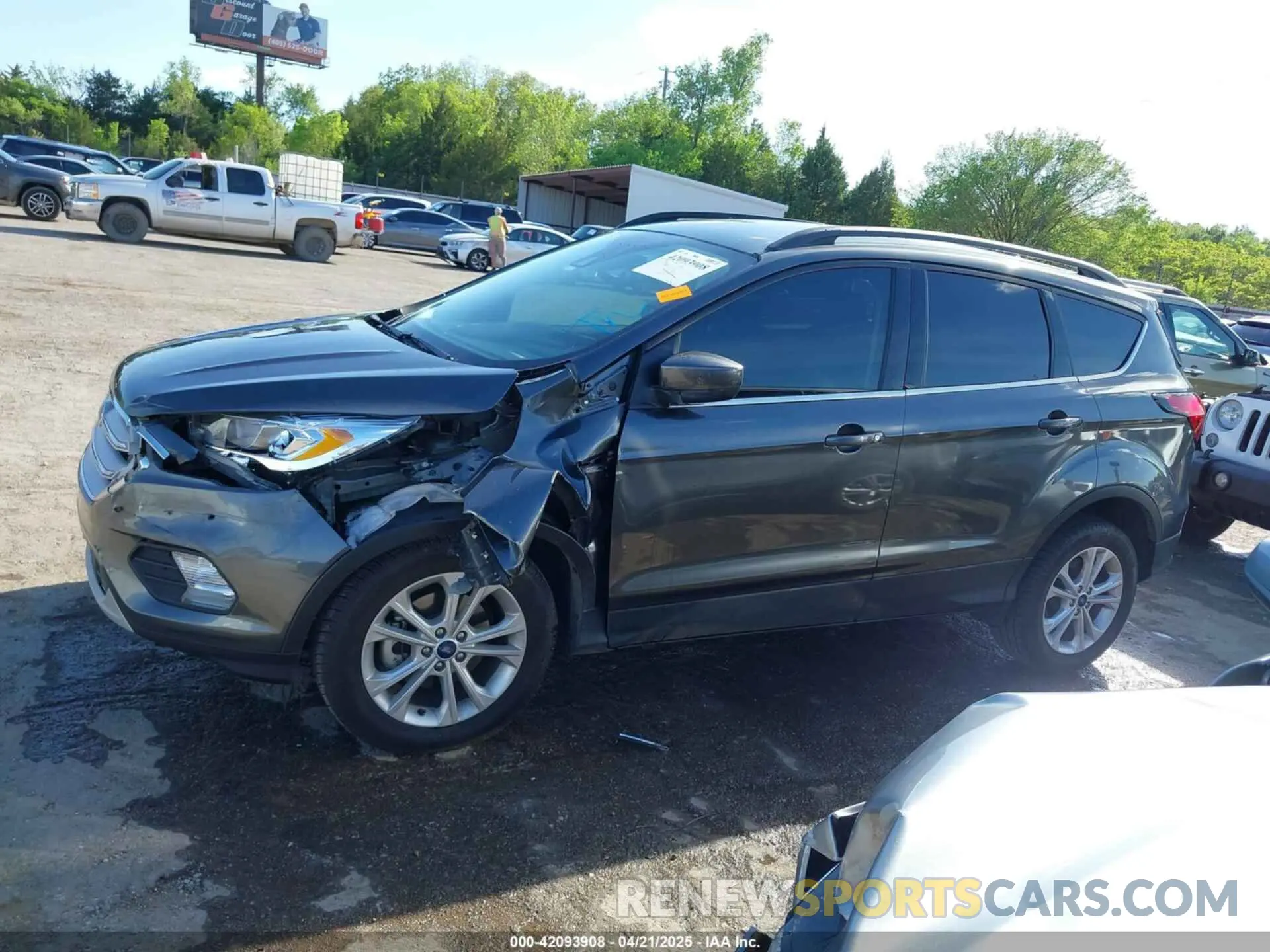 14 Photograph of a damaged car 1FMCU0HD2KUC52834 FORD ESCAPE 2019