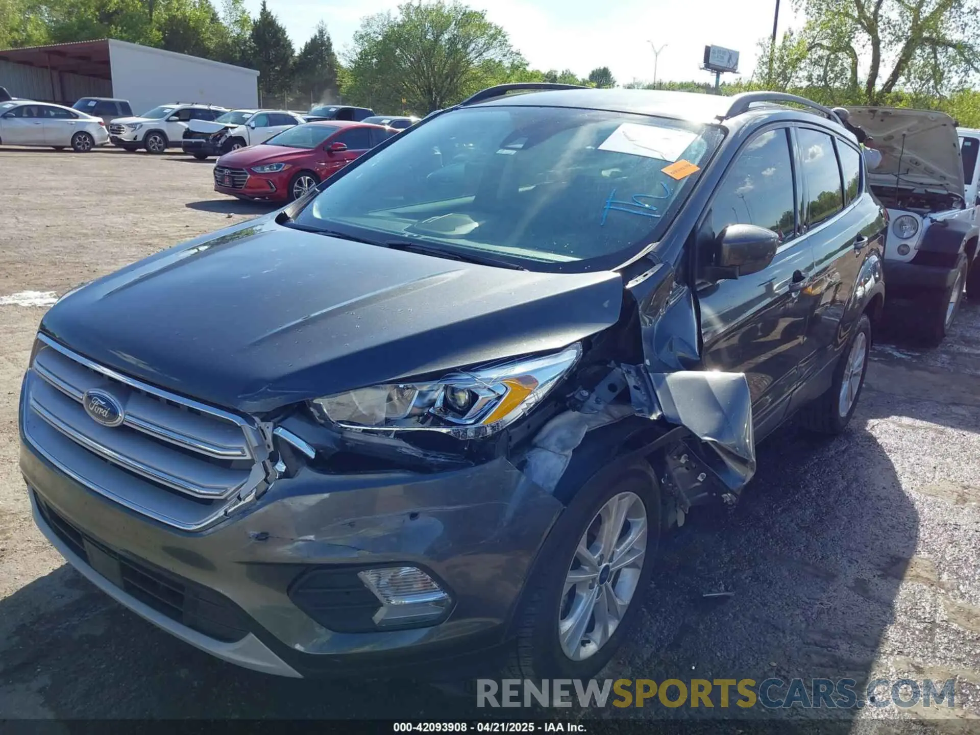 2 Photograph of a damaged car 1FMCU0HD2KUC52834 FORD ESCAPE 2019
