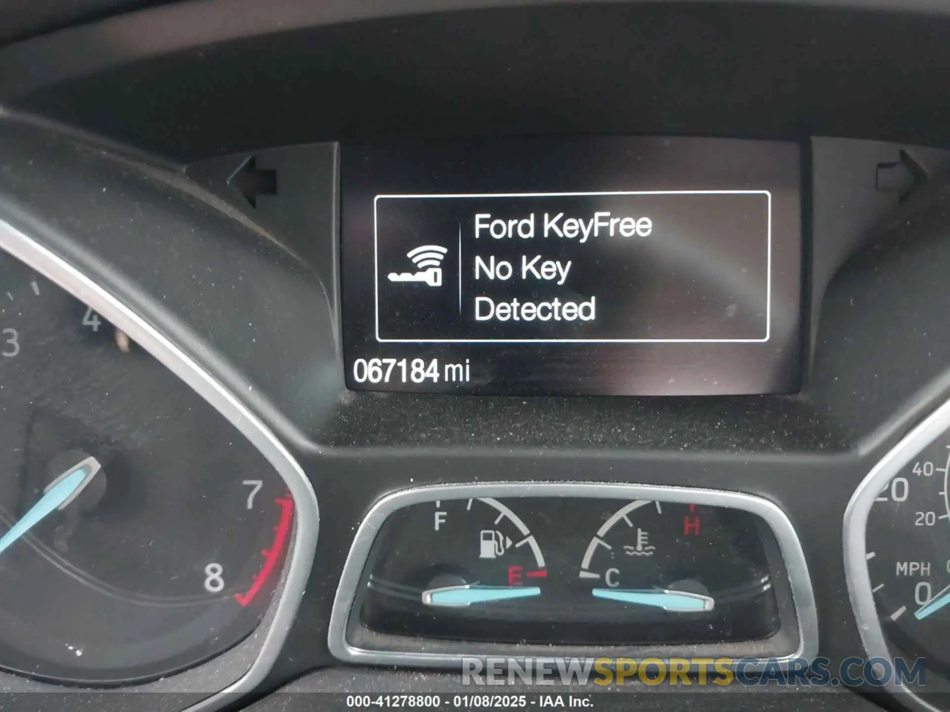 16 Фотография поврежденного автомобиля 1FMCU0HD3KUA18315 FORD ESCAPE 2019