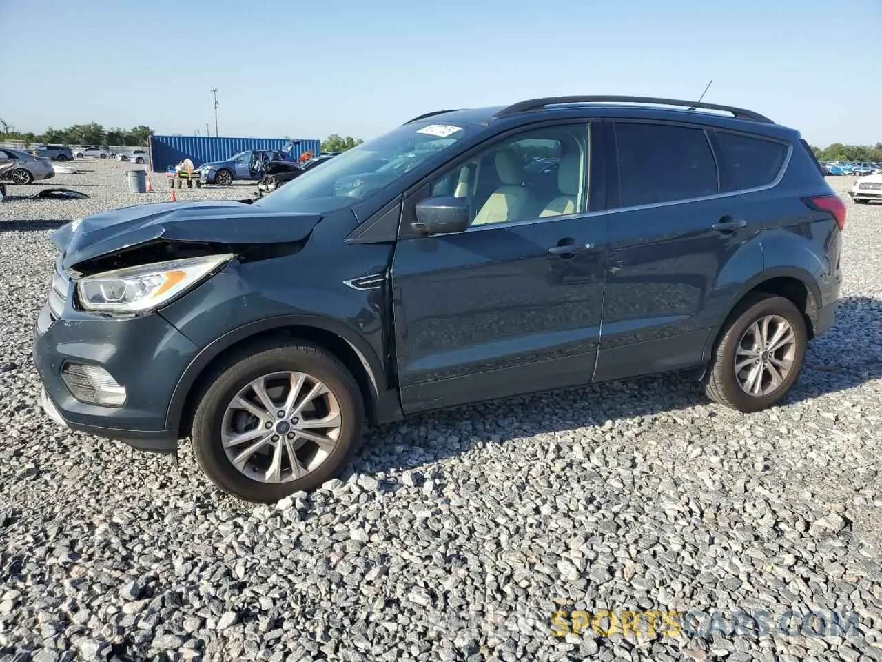 1 Фотография поврежденного автомобиля 1FMCU0HD3KUA90289 FORD ESCAPE 2019