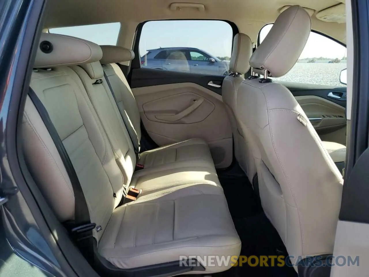 11 Фотография поврежденного автомобиля 1FMCU0HD3KUA90289 FORD ESCAPE 2019