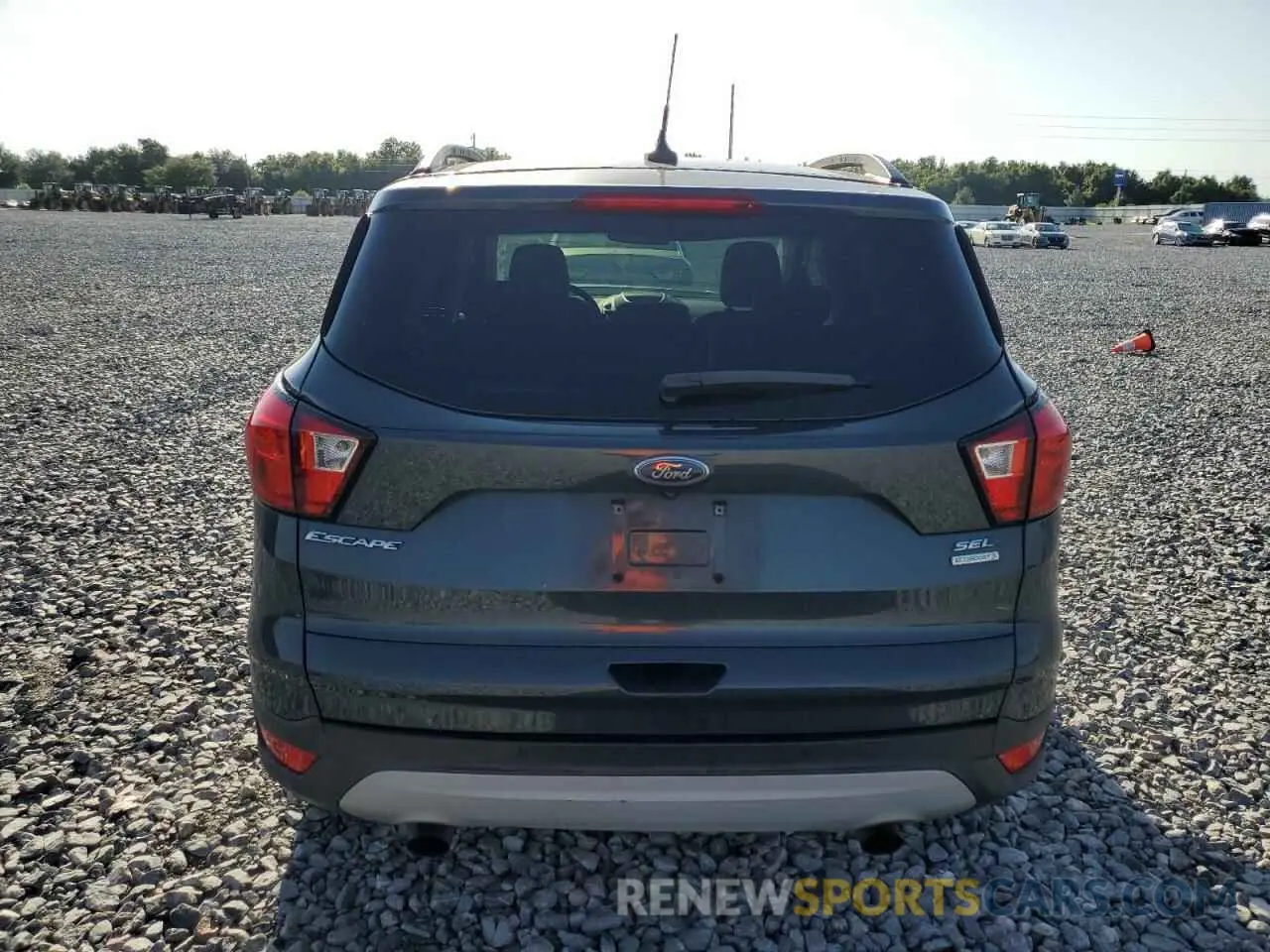 6 Фотография поврежденного автомобиля 1FMCU0HD3KUA90289 FORD ESCAPE 2019