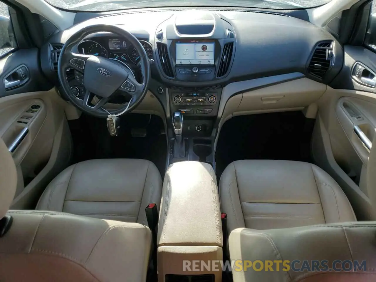 8 Фотография поврежденного автомобиля 1FMCU0HD3KUA90289 FORD ESCAPE 2019