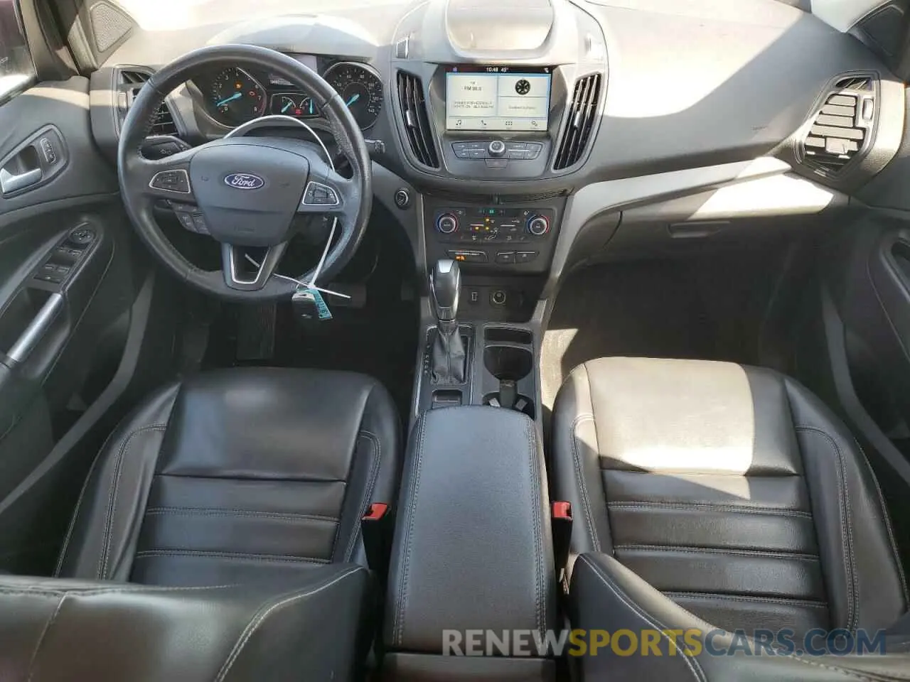 8 Photograph of a damaged car 1FMCU0HD3KUB20469 FORD ESCAPE 2019
