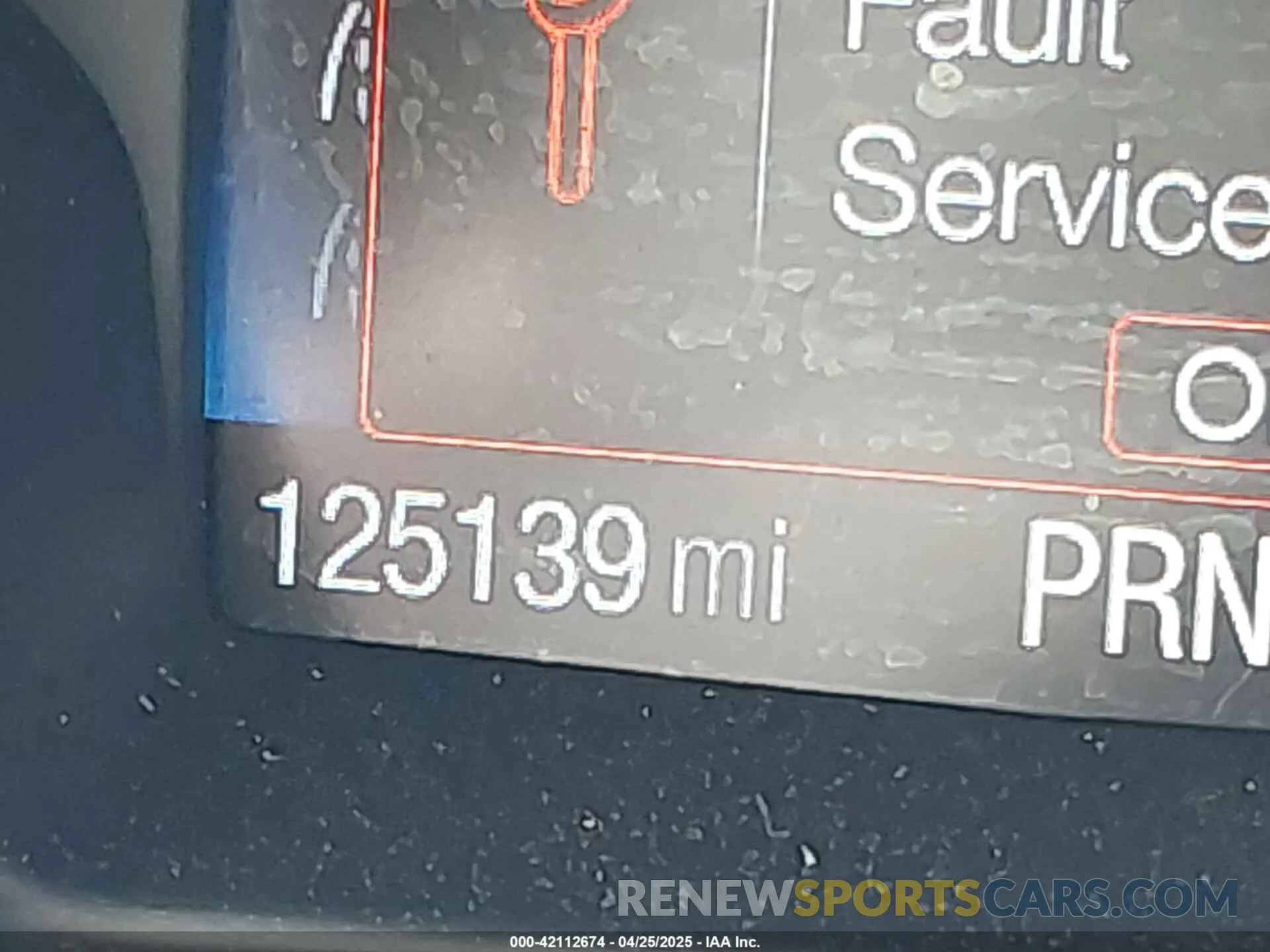 16 Photograph of a damaged car 1FMCU0HD3KUC47335 FORD ESCAPE 2019
