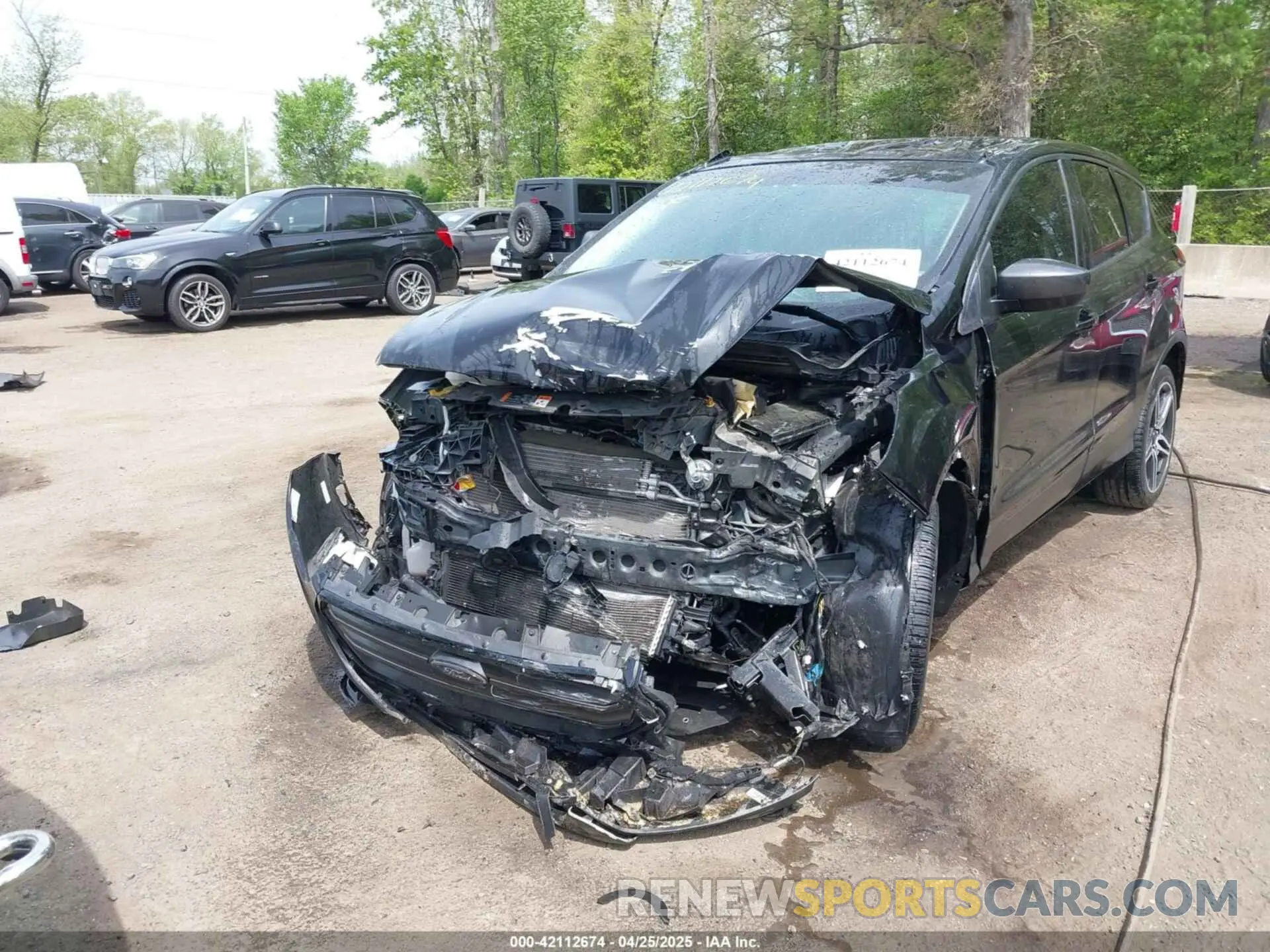 6 Photograph of a damaged car 1FMCU0HD3KUC47335 FORD ESCAPE 2019
