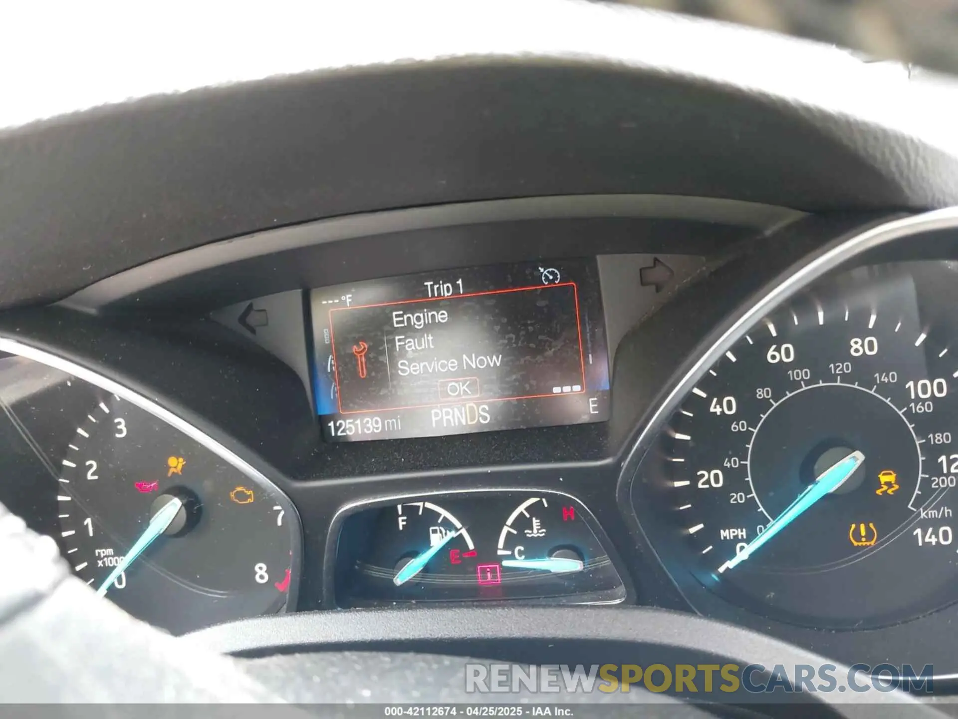7 Photograph of a damaged car 1FMCU0HD3KUC47335 FORD ESCAPE 2019