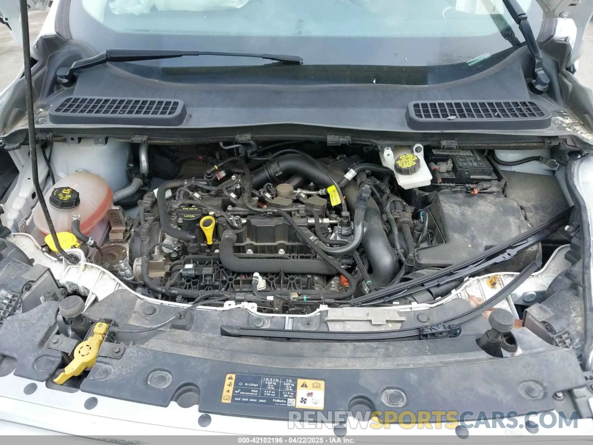 10 Фотография поврежденного автомобиля 1FMCU0HD5KUB20523 FORD ESCAPE 2019