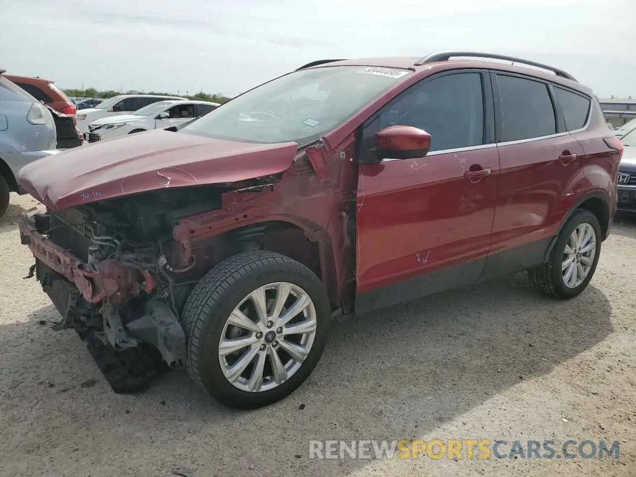 1 Фотография поврежденного автомобиля 1FMCU0HD5KUB77806 FORD ESCAPE 2019