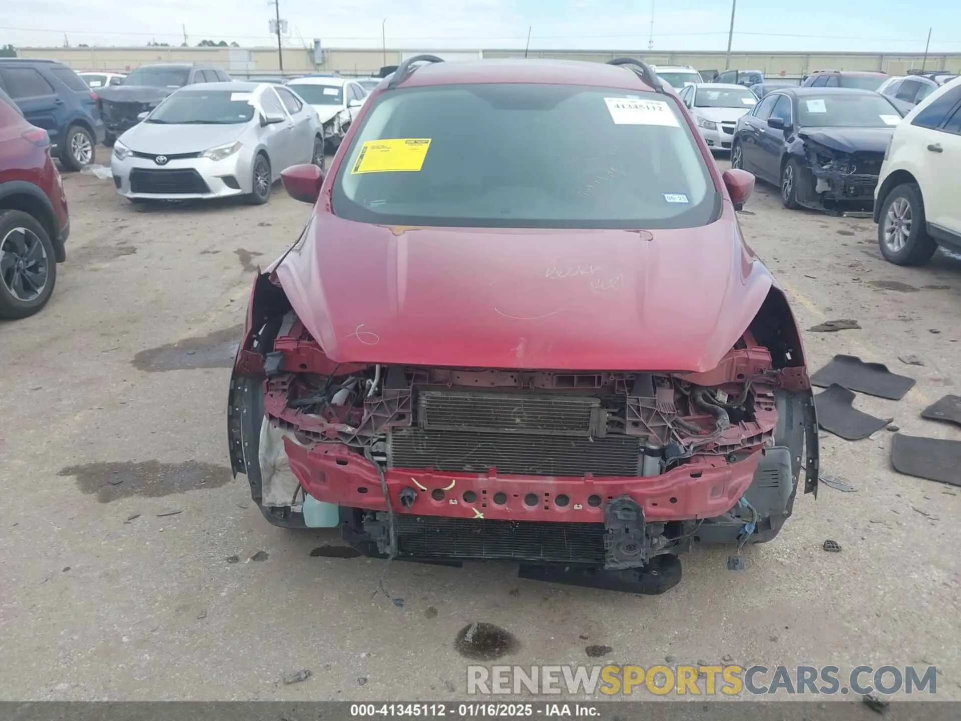 13 Фотография поврежденного автомобиля 1FMCU0HD5KUC02221 FORD ESCAPE 2019