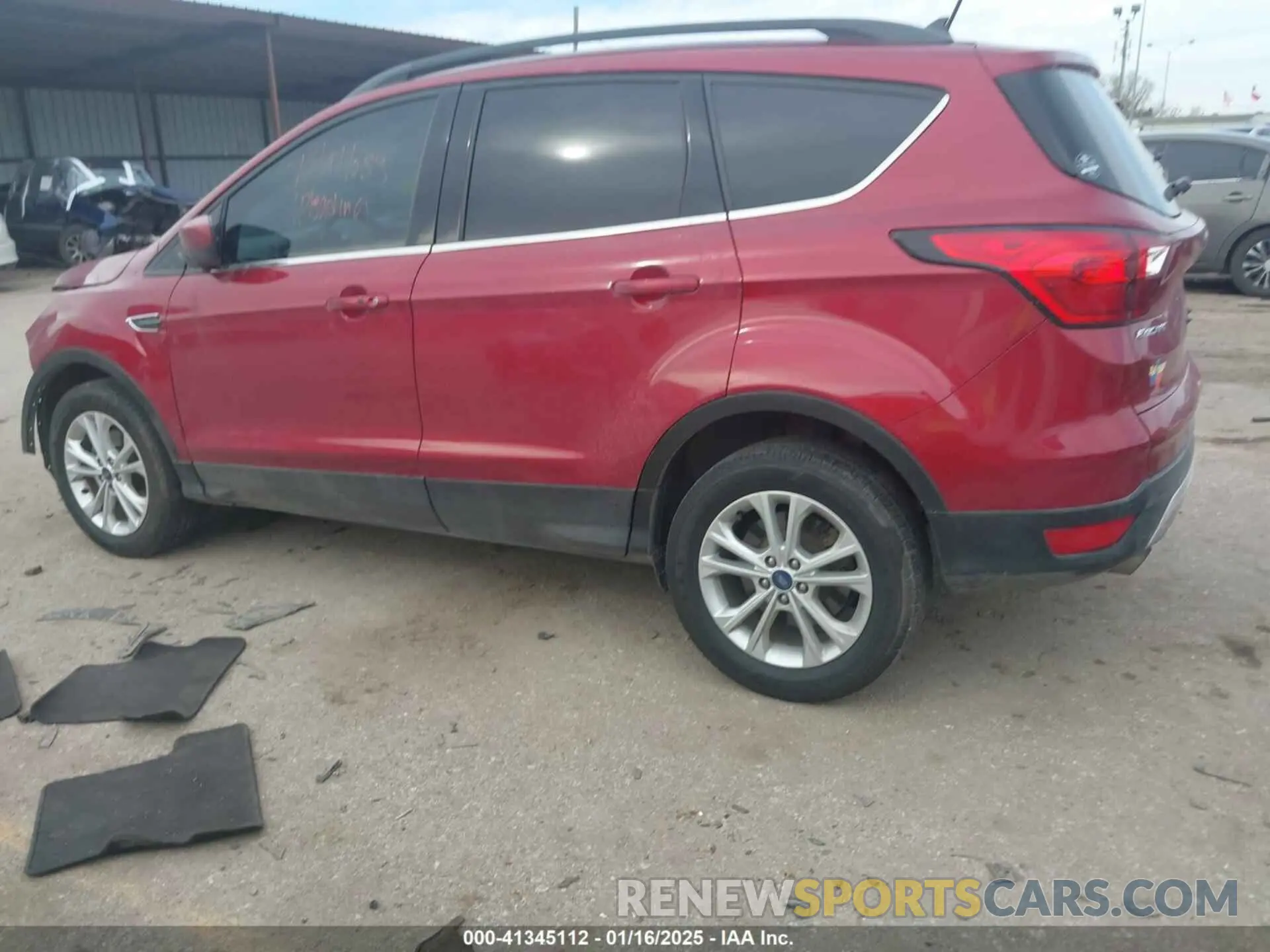 15 Фотография поврежденного автомобиля 1FMCU0HD5KUC02221 FORD ESCAPE 2019