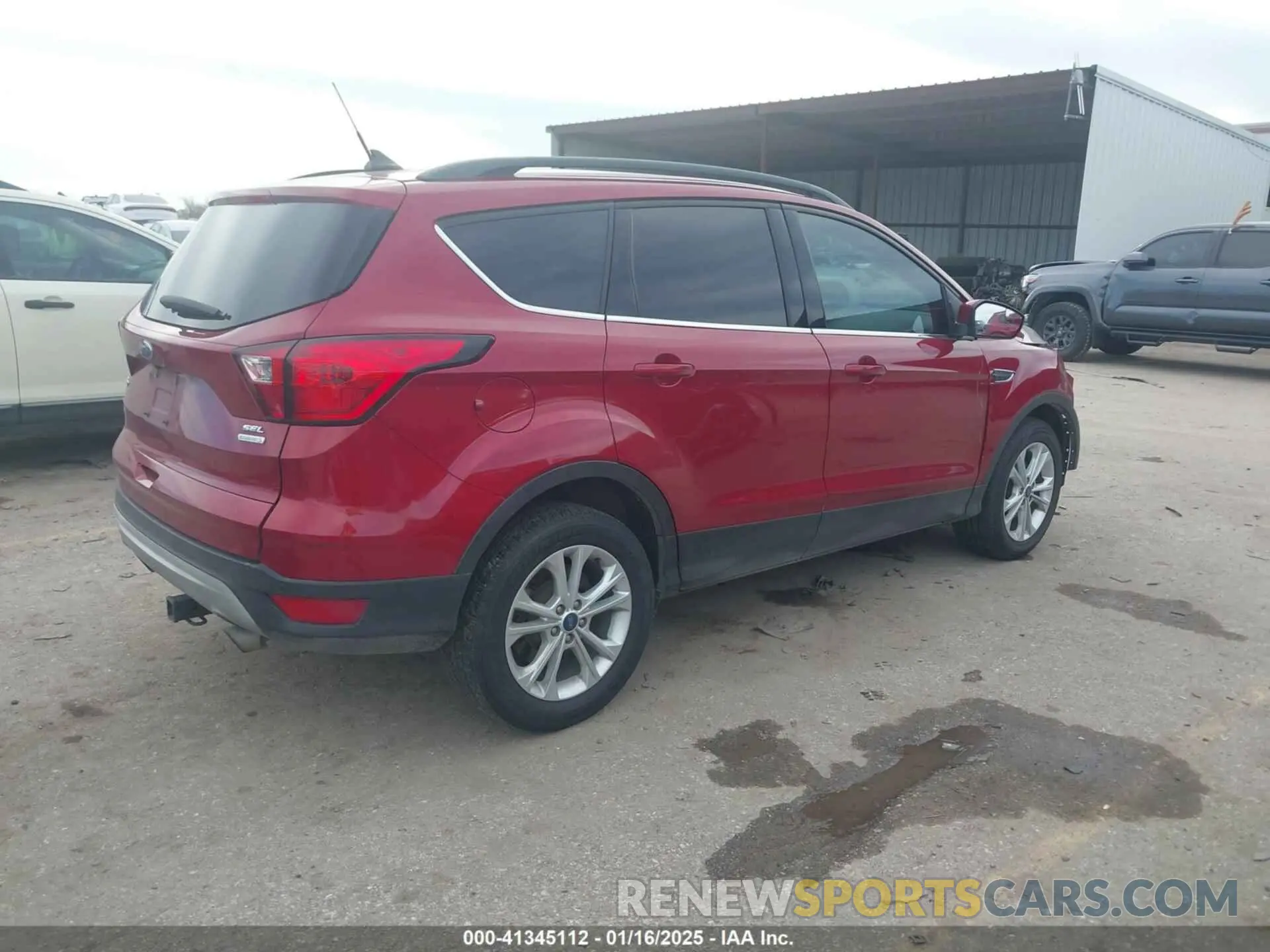 4 Фотография поврежденного автомобиля 1FMCU0HD5KUC02221 FORD ESCAPE 2019
