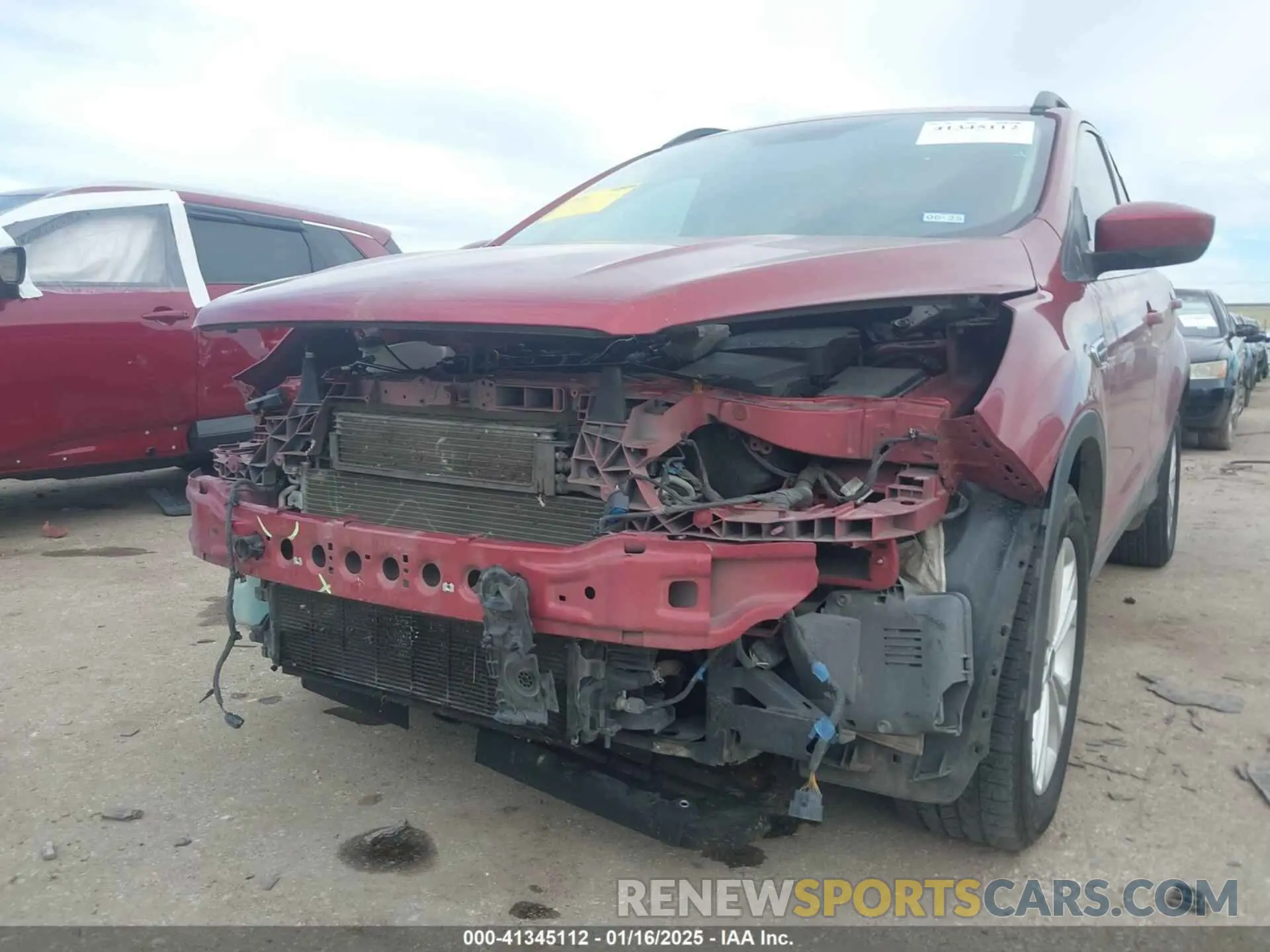 6 Фотография поврежденного автомобиля 1FMCU0HD5KUC02221 FORD ESCAPE 2019