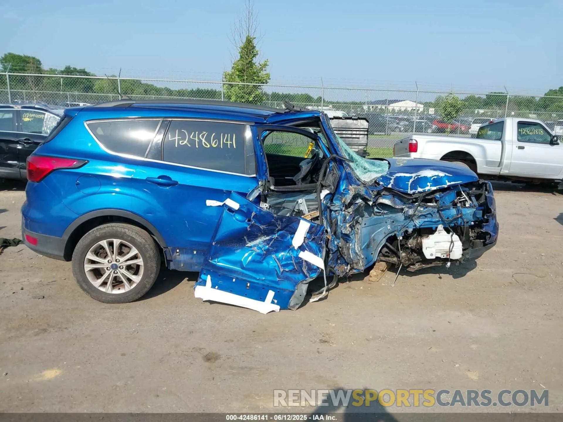 12 Photograph of a damaged car 1FMCU0HD6KUA02173 FORD ESCAPE 2019