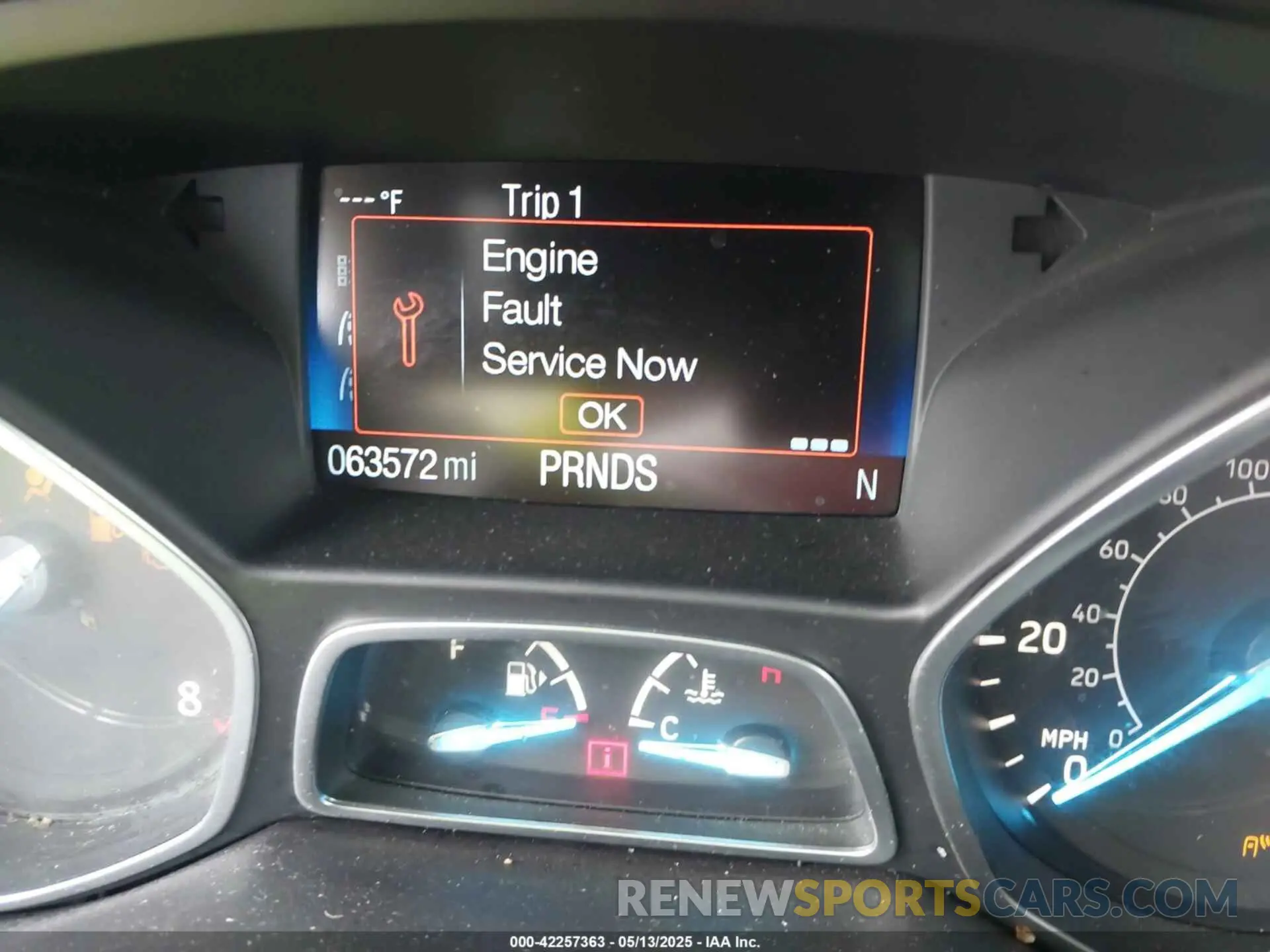 16 Фотография поврежденного автомобиля 1FMCU0HD6KUB23141 FORD ESCAPE 2019