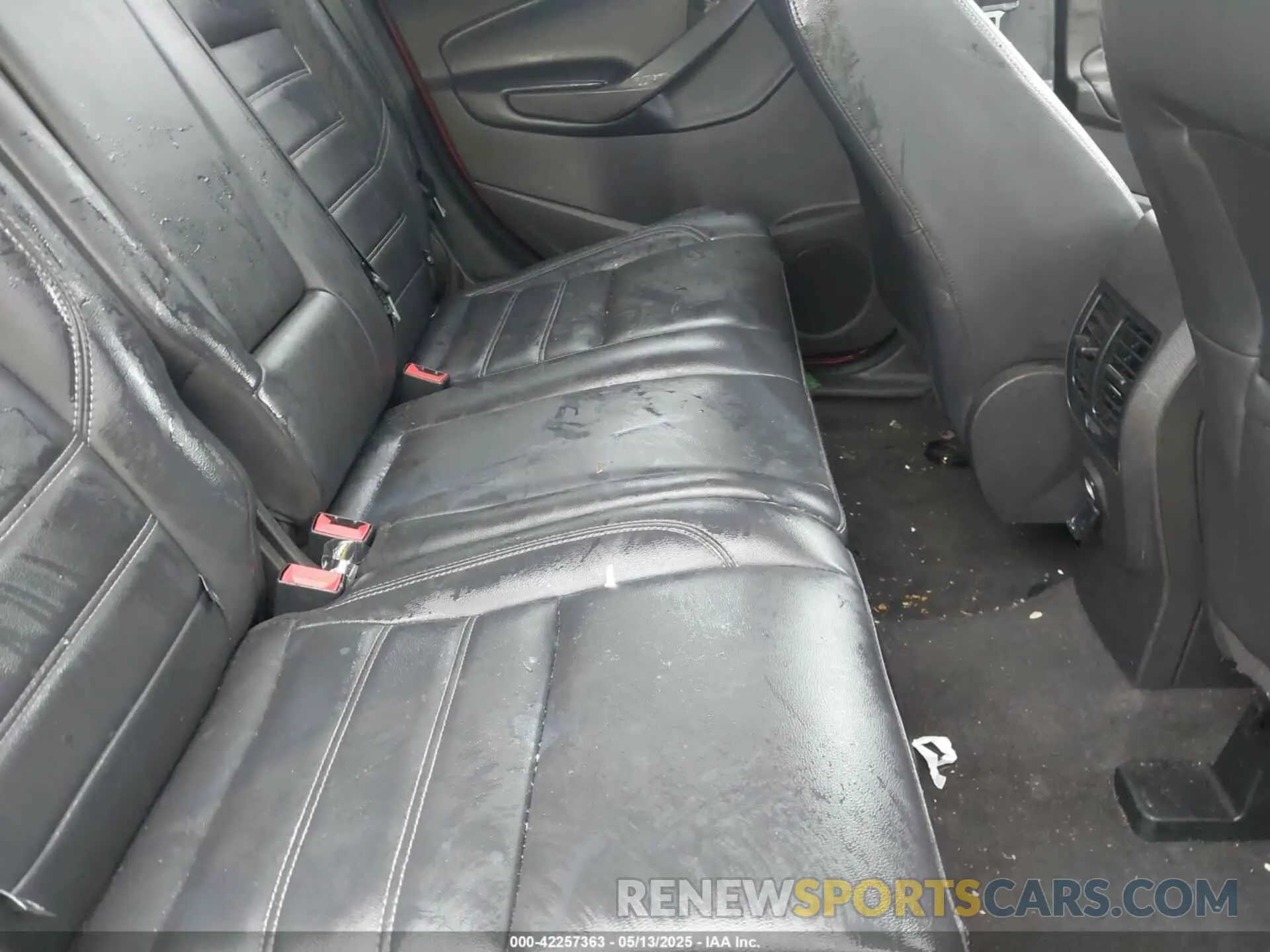 8 Фотография поврежденного автомобиля 1FMCU0HD6KUB23141 FORD ESCAPE 2019